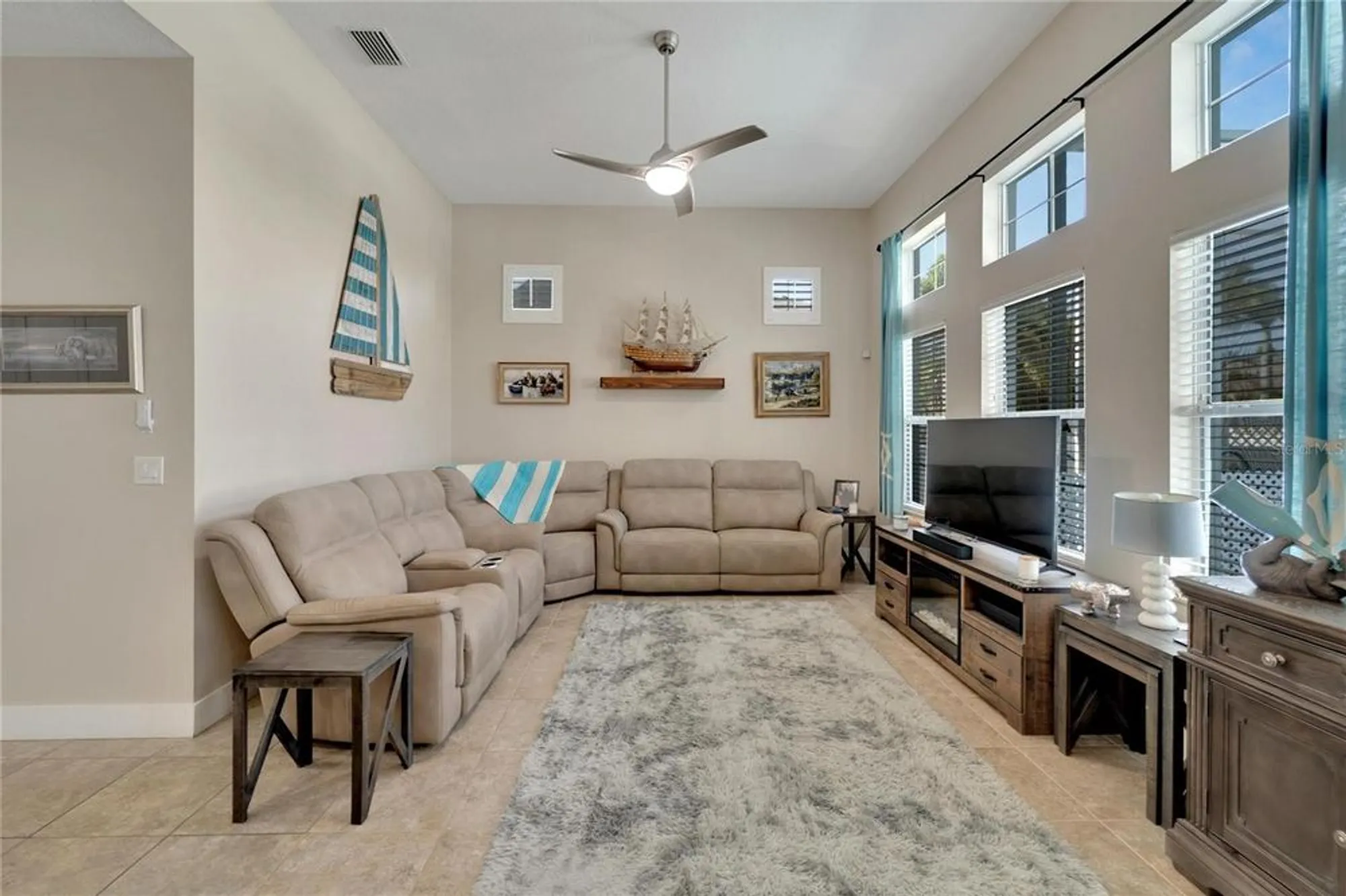 Property Slideshow image 24 of 60 | 527 manns harbor dr, Apollo Beach, FL, 33572