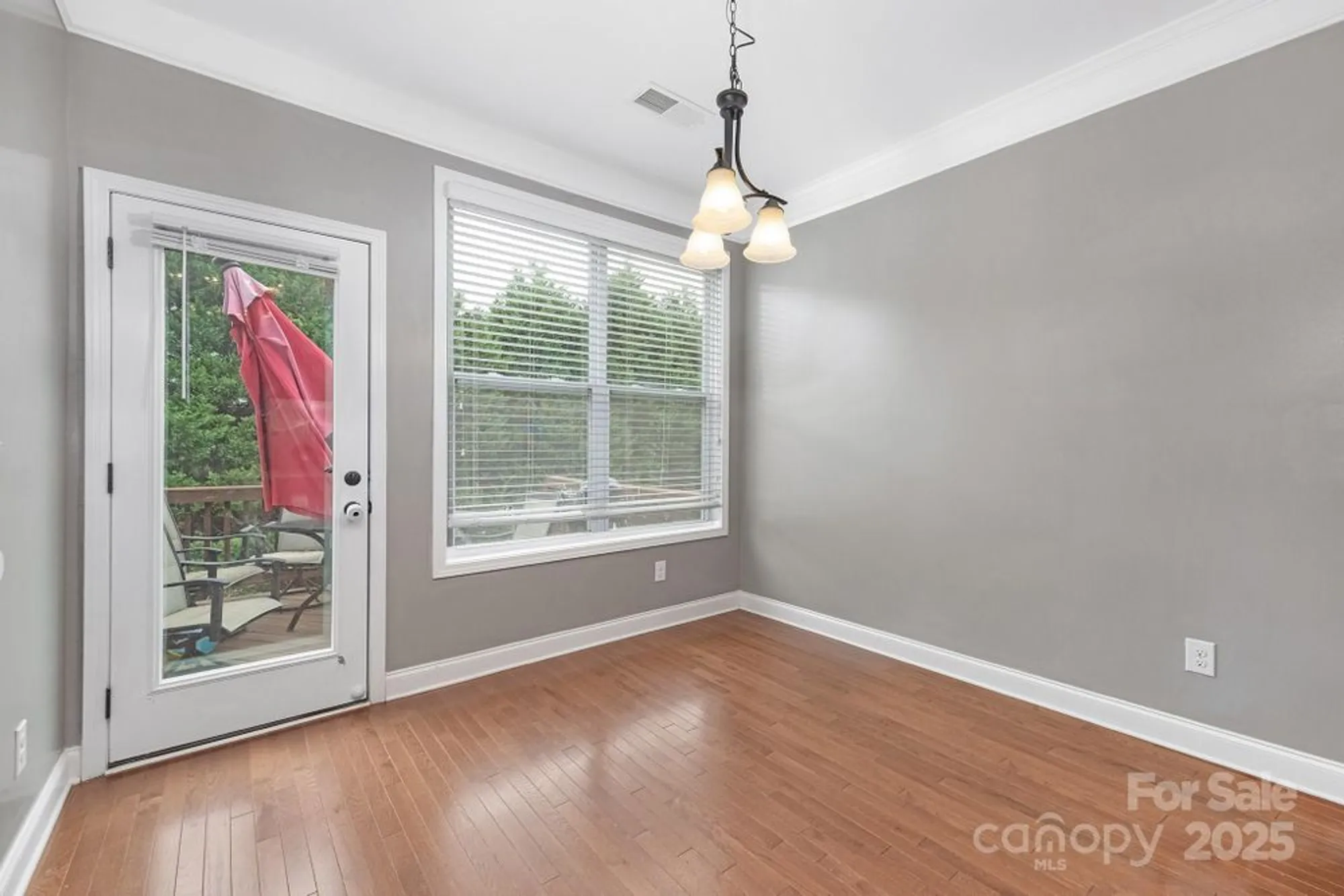 Property Slideshow image 19 of 25 | 5033 el molino dr, Charlotte, NC, 28214