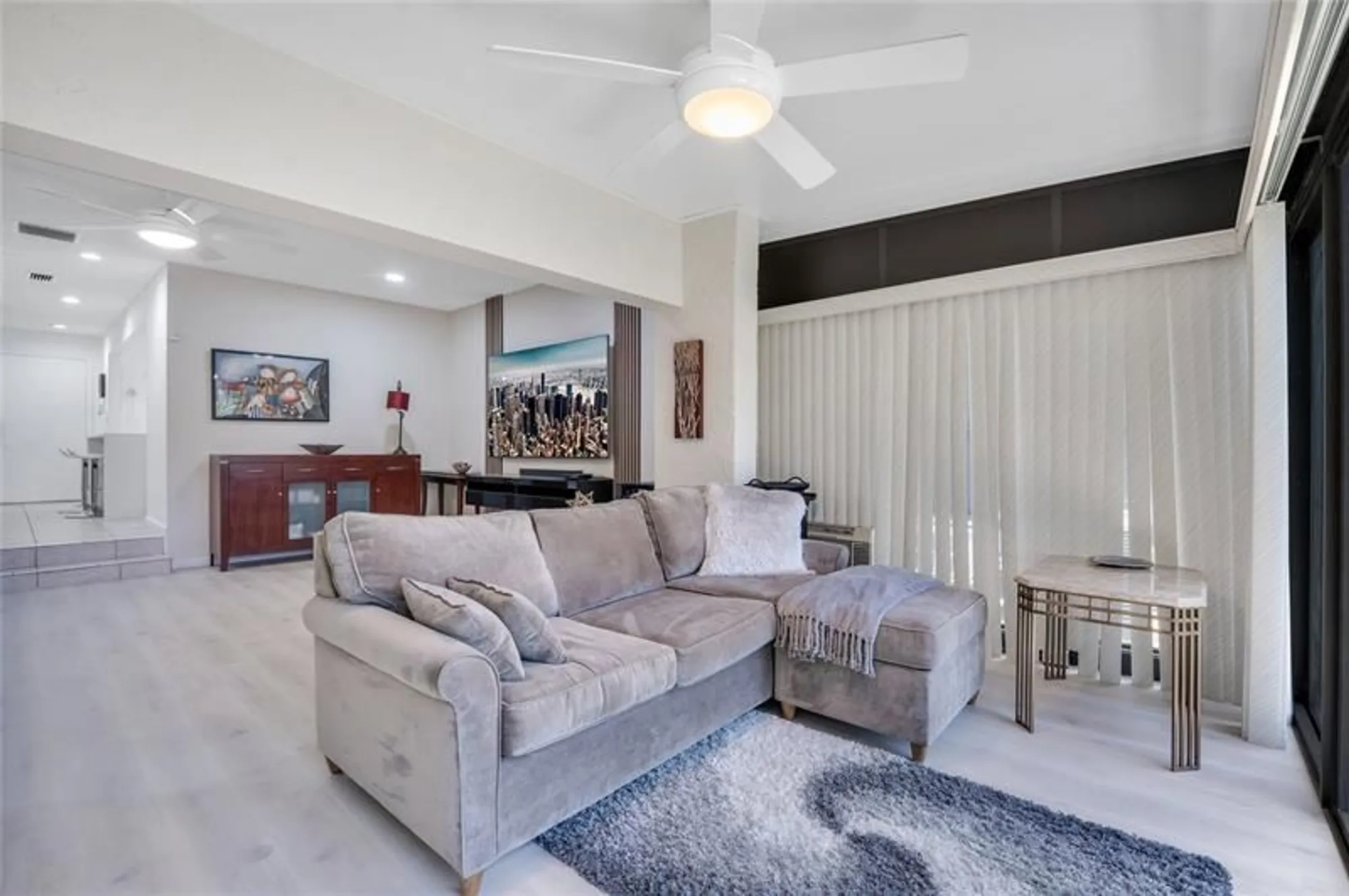 Property Slideshow image 18 of 33 | 21386 juego cir apt 10c, Boca Raton, FL, 33433