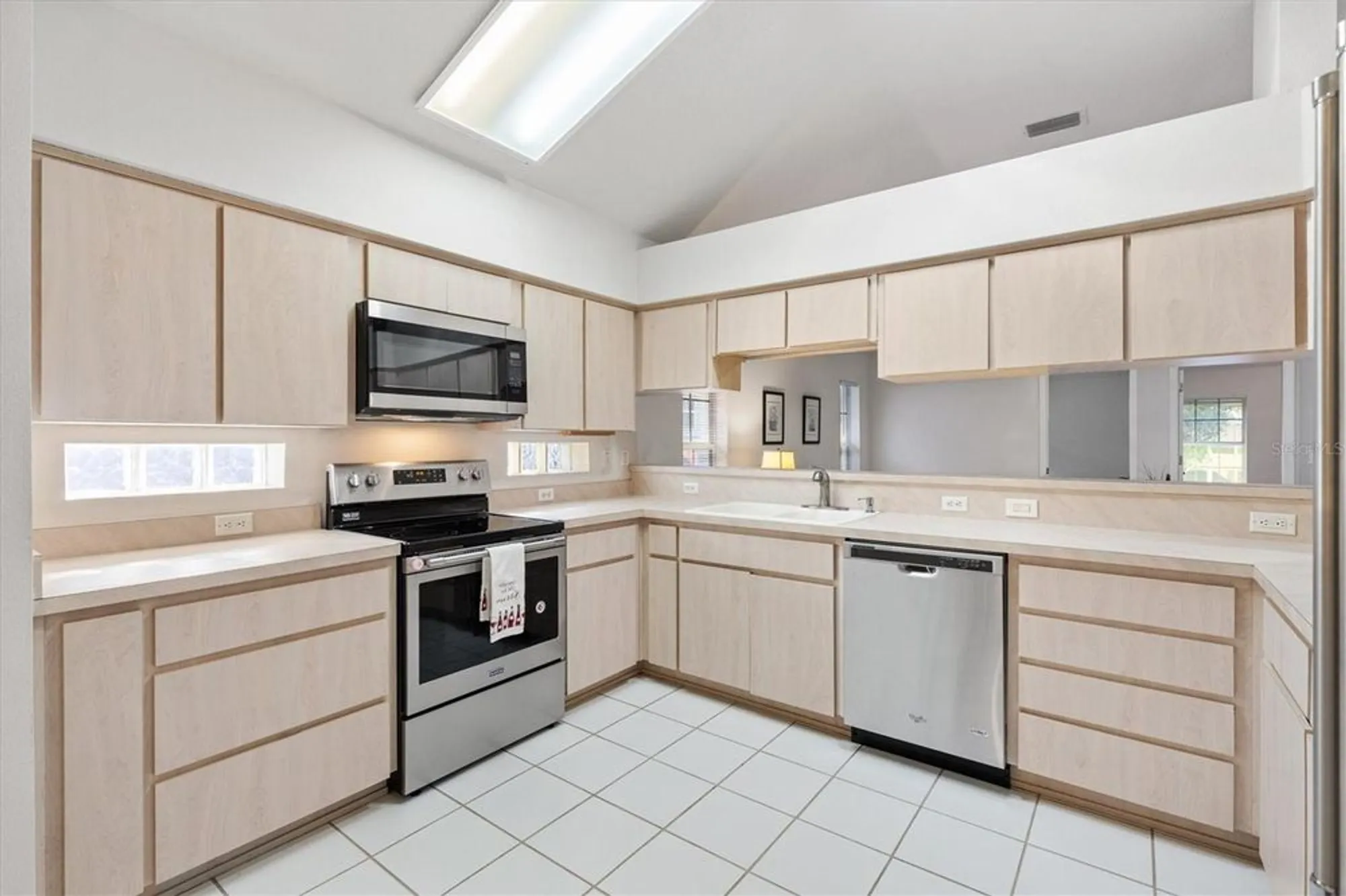 Property Slideshow image 4 of 34 | 5610 king james ave, Leesburg, FL, 34748