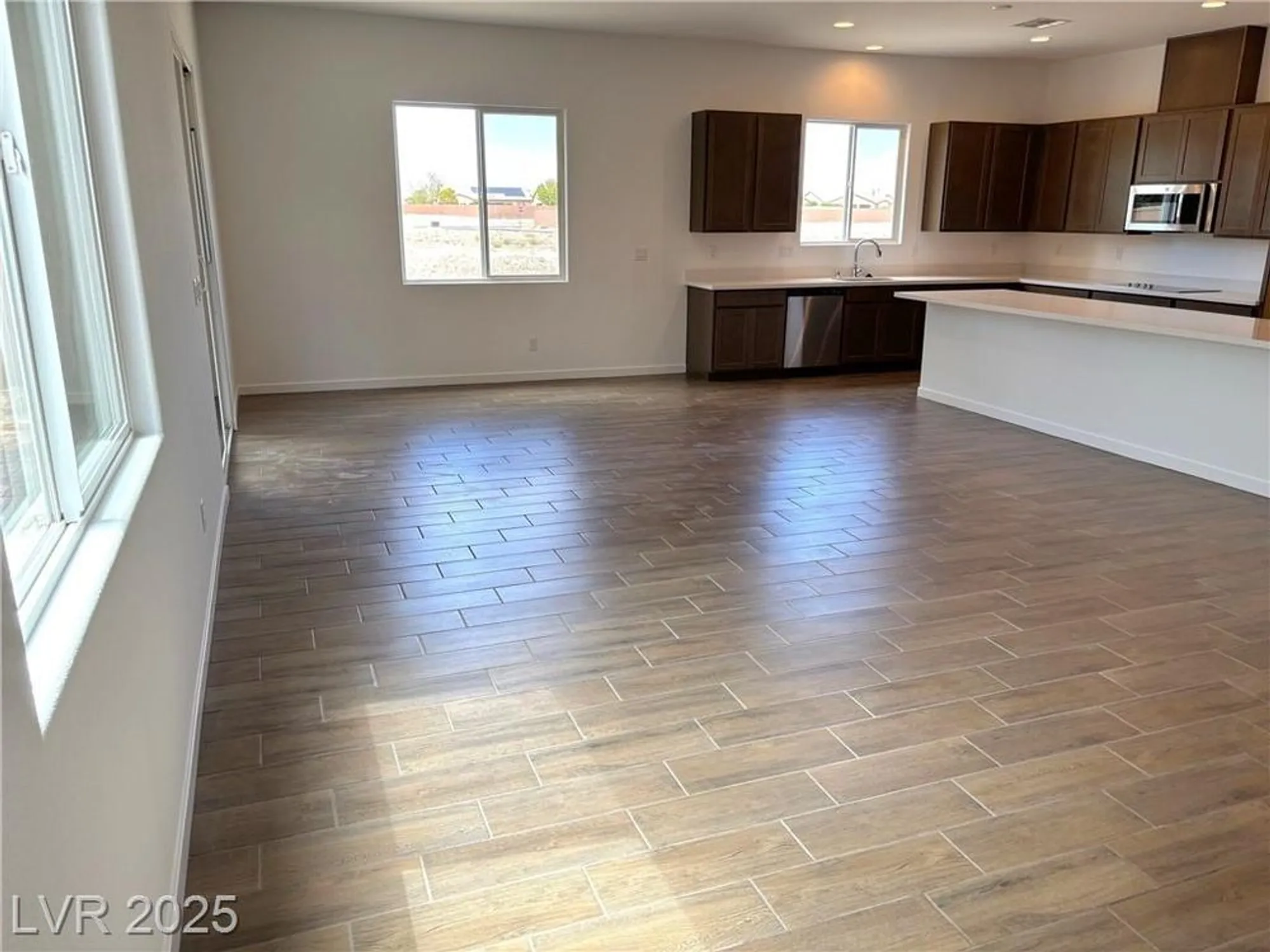 Property Slideshow image 20 of 31 | 5699 e victoria falls dr, Pahrump, NV, 89061