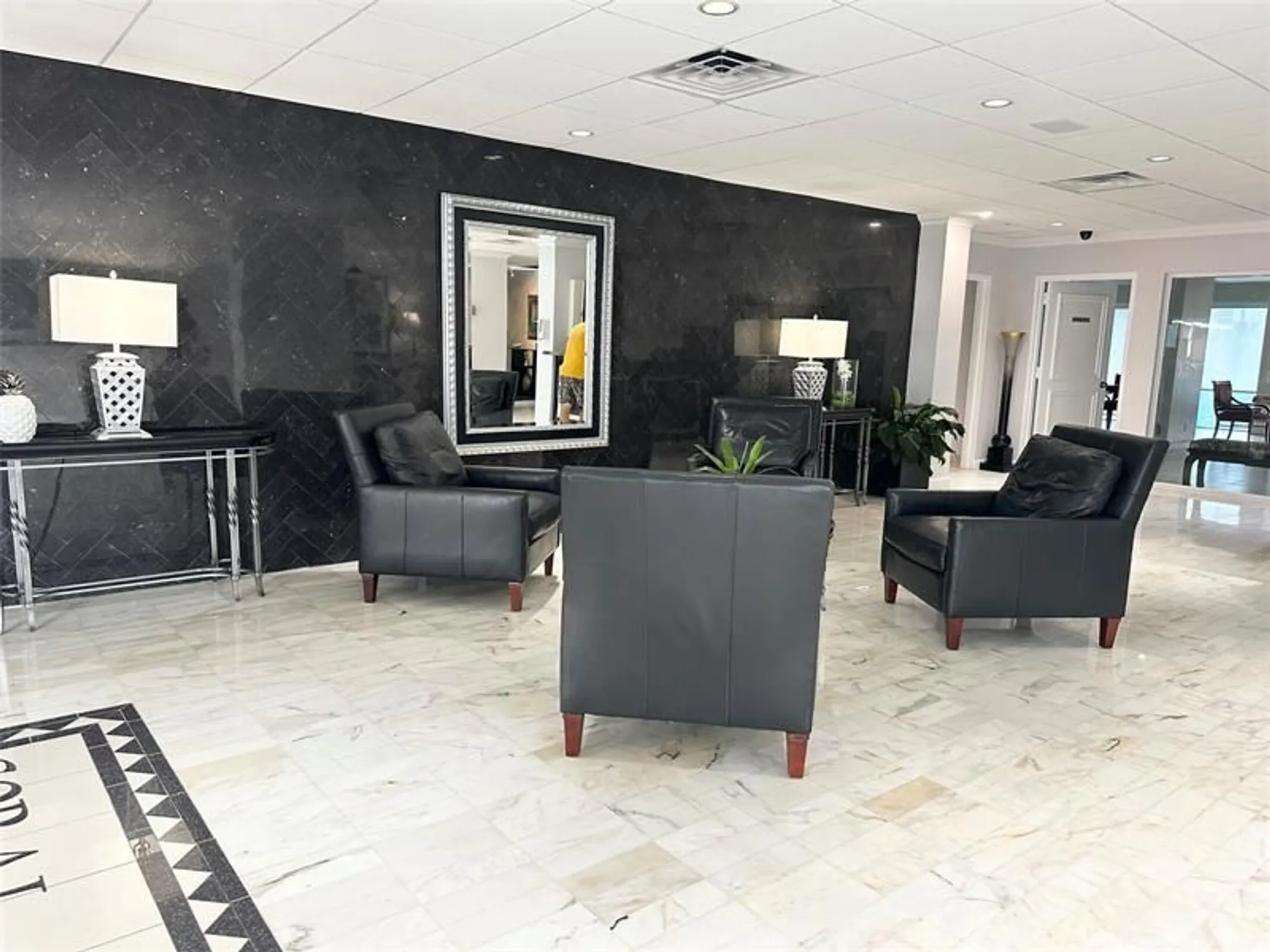 Property Slideshow image 9 of 39 | 3233 ne 34th st apt 1404, Fort Lauderdale, FL, 33308