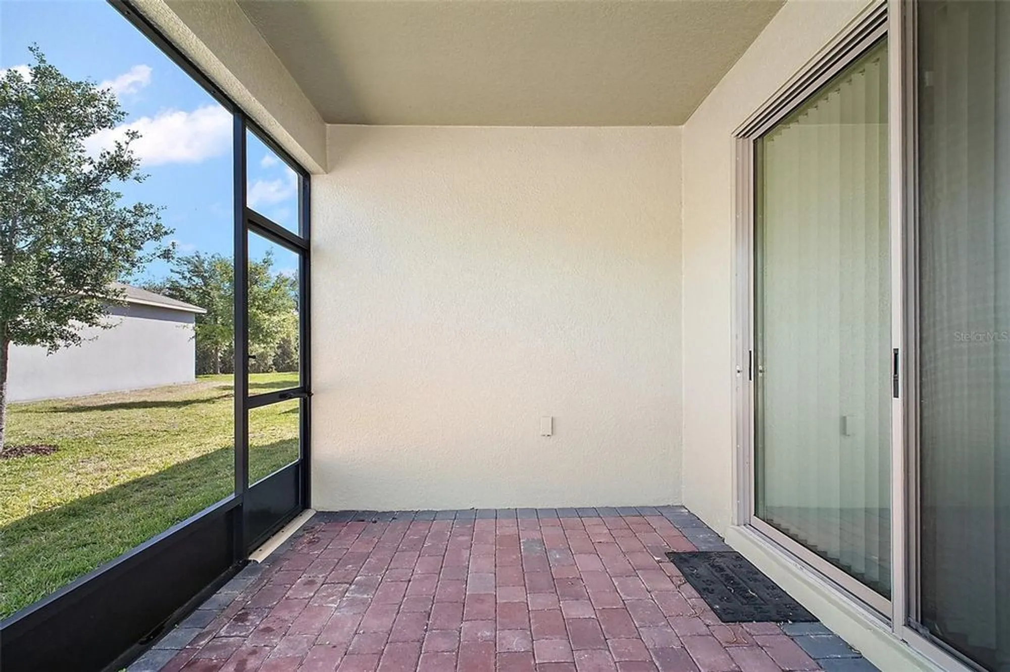 Property Slideshow image 5 of 38 | 17386 blazing star cir, Clermont, FL, 34714