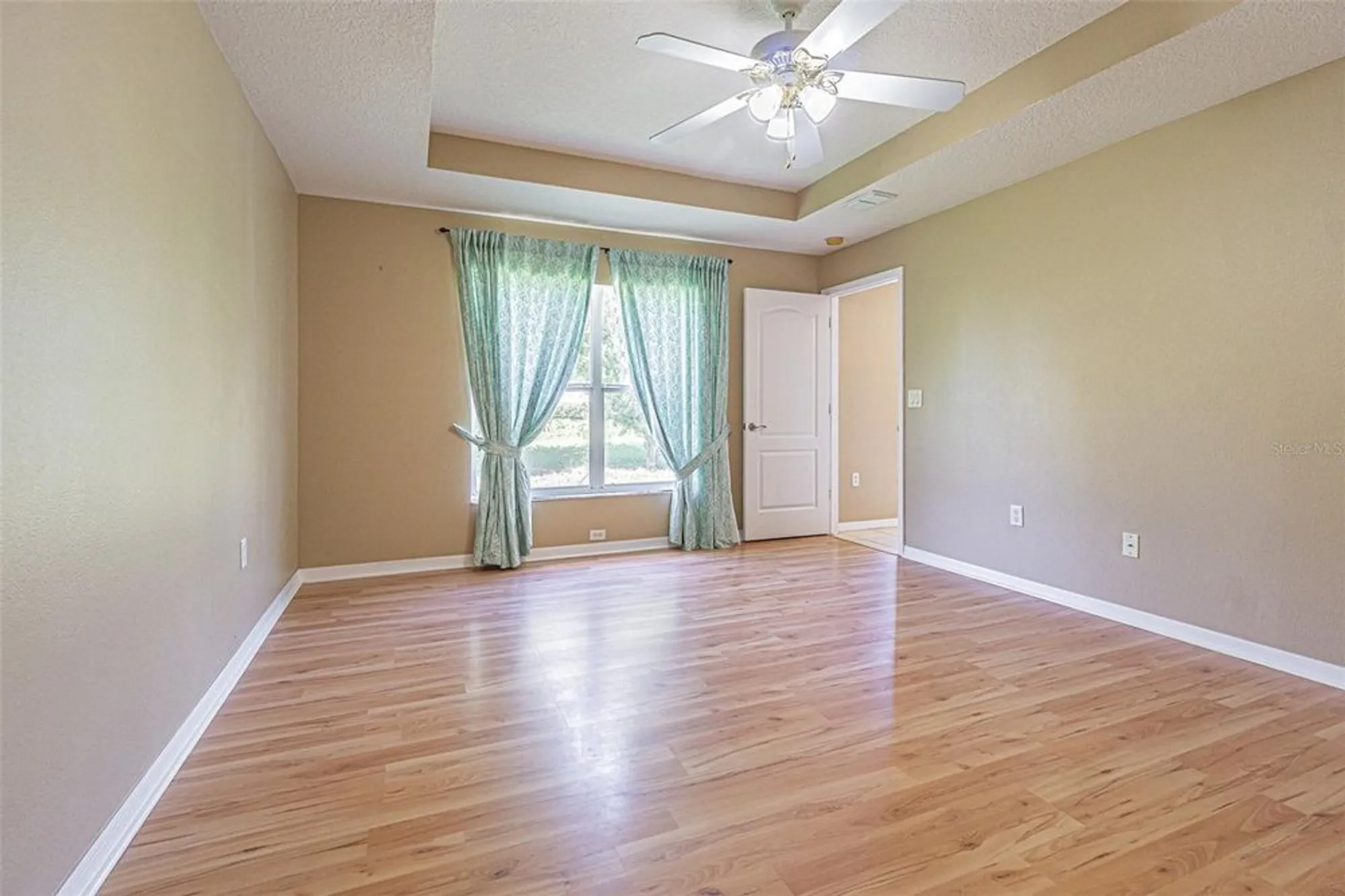 Property Slideshow image 21 of 47 | 10809 collar dr, San Antonio, FL, 33576