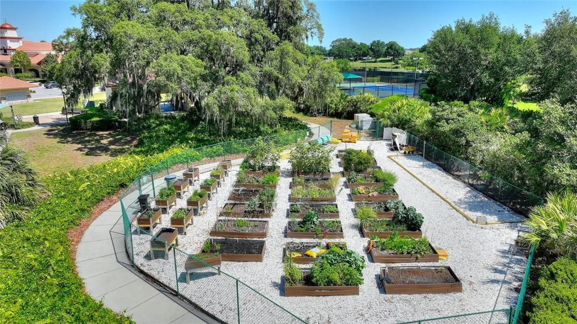 Property Slideshow image 54 of 86 | 513 san sebastian ct, Davenport, FL, 33837