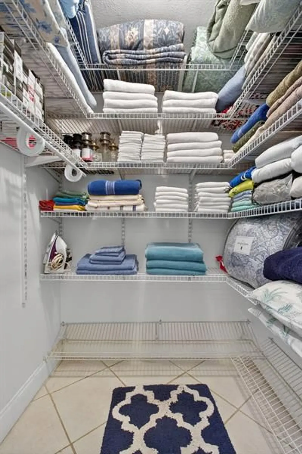 Property Slideshow image 28 of 42 | 3551 inverrary dr apt 312, Lauderhill, FL, 33319