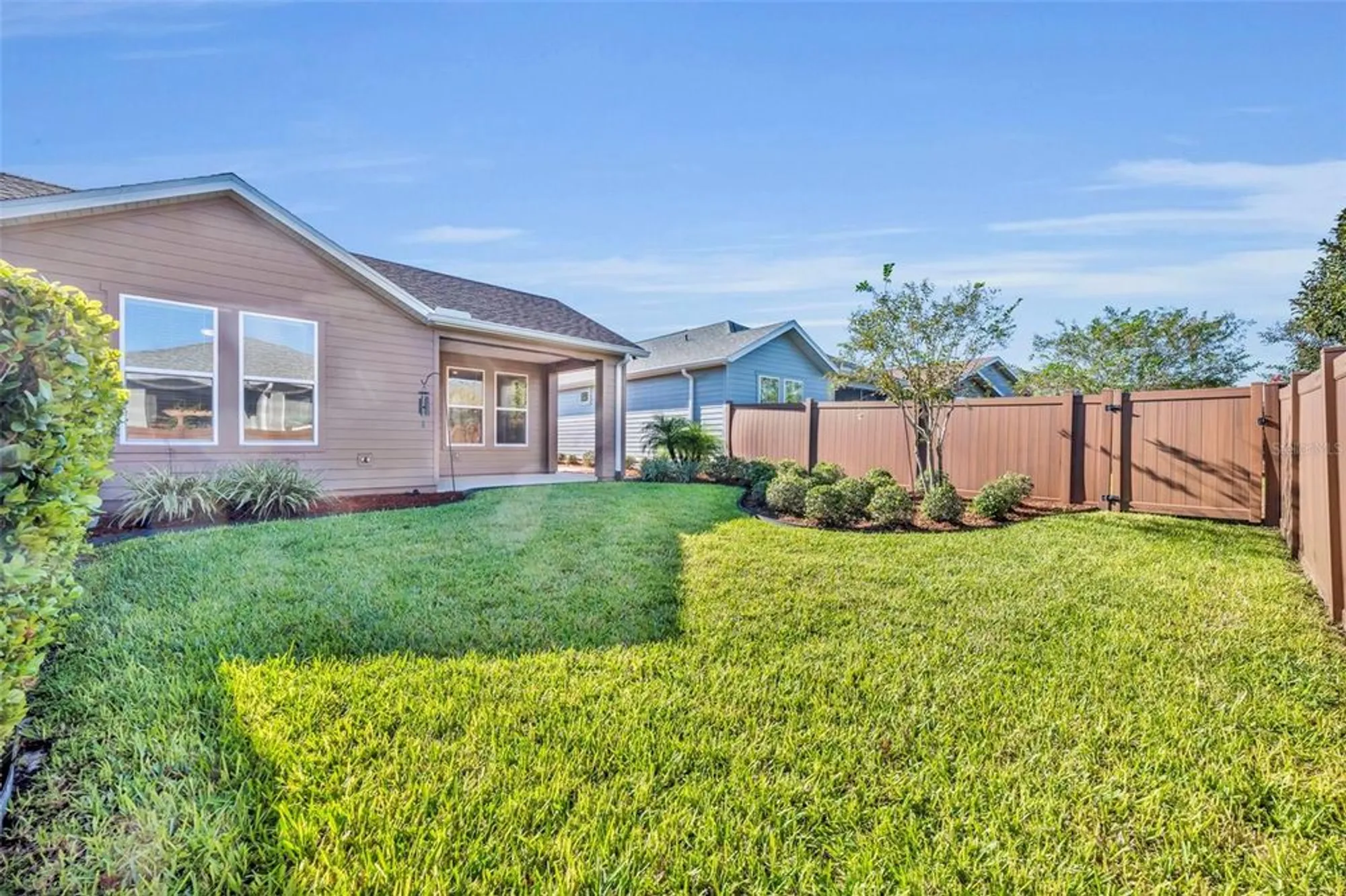 Property Slideshow image 40 of 64 | 397 alcove dr, Groveland, FL, 34736