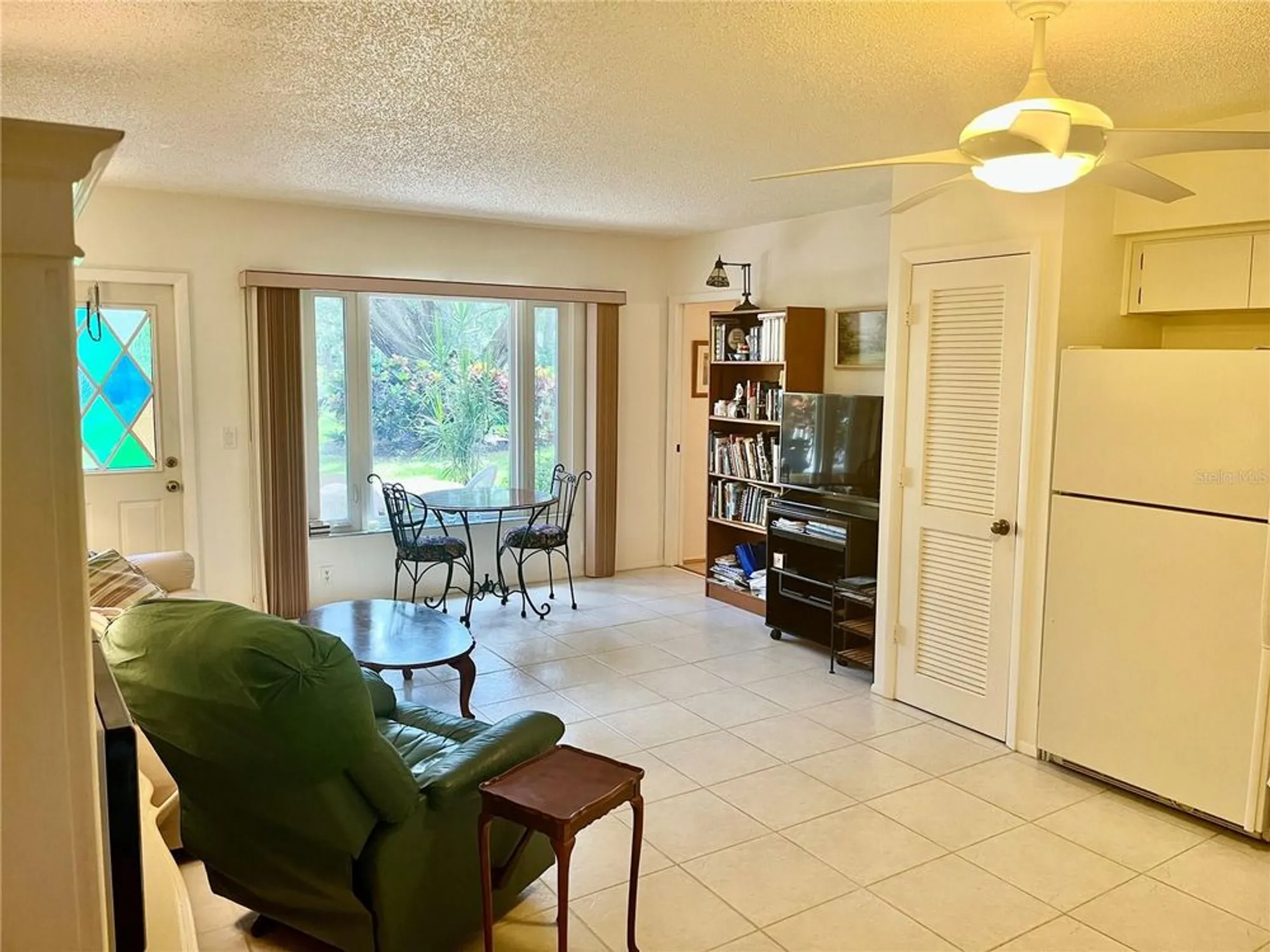 Property Slideshow image 9 of 52 | 2220 spanish dr 14, Clearwater, FL, 33763