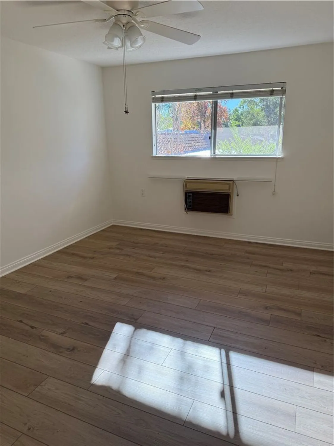 Property Slideshow image 10 of 18 | 682 via alhambra p, Laguna Woods, CA, 92637