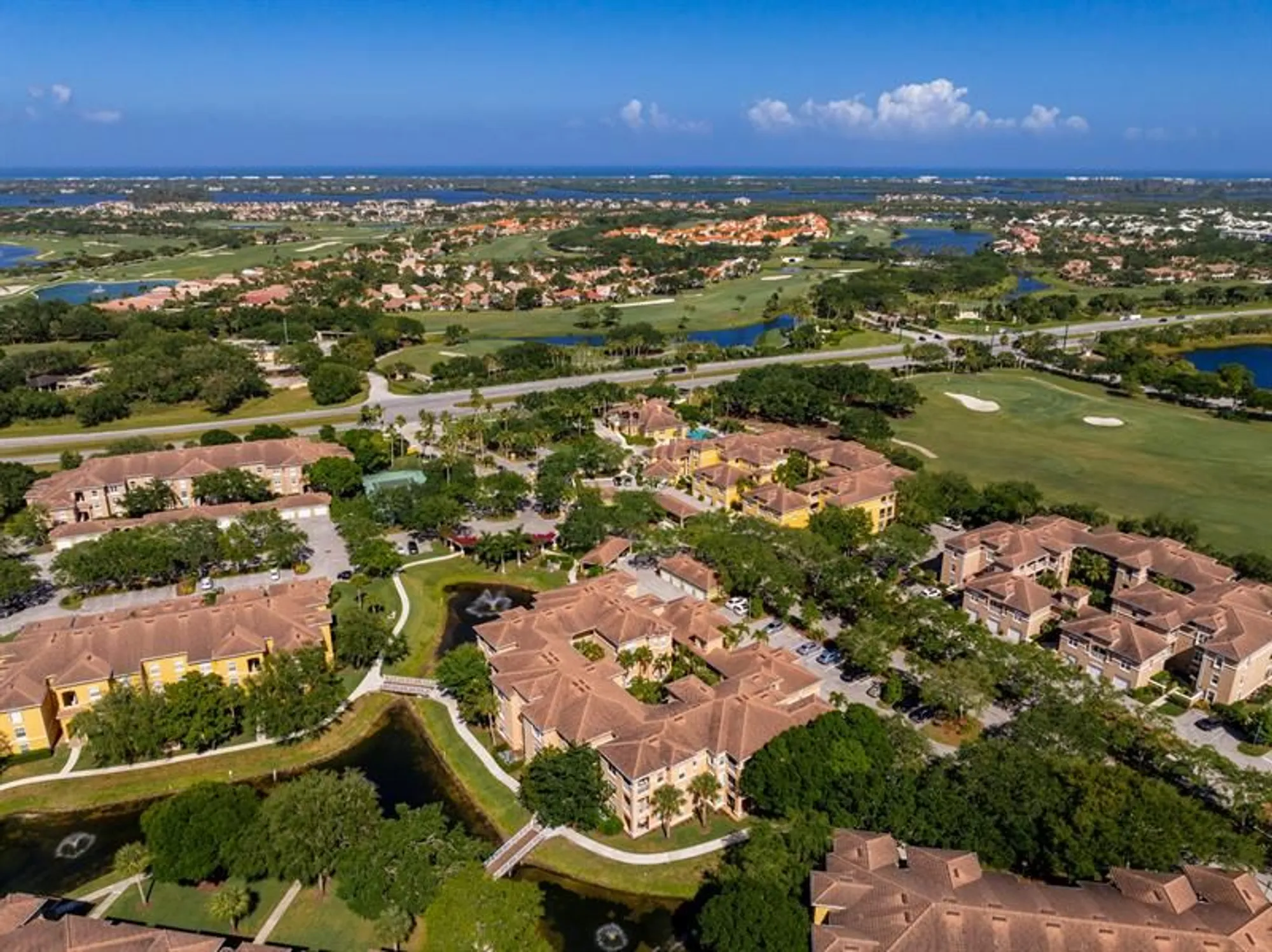 Property Slideshow image 33 of 49 | 5020 fairways cir j107, Vero Beach, FL, 32967
