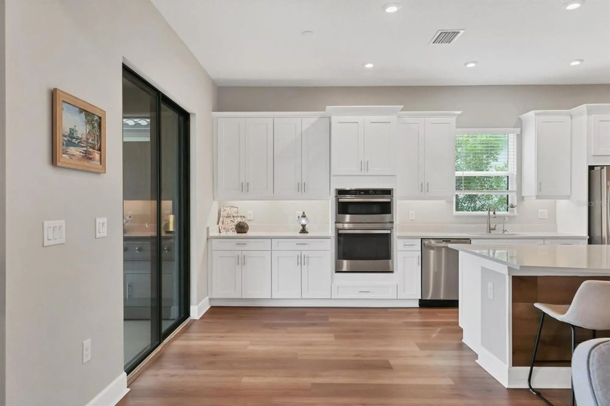 Property Slideshow image 11 of 71 | 10238 morning mist ln, Sarasota, FL, 34241