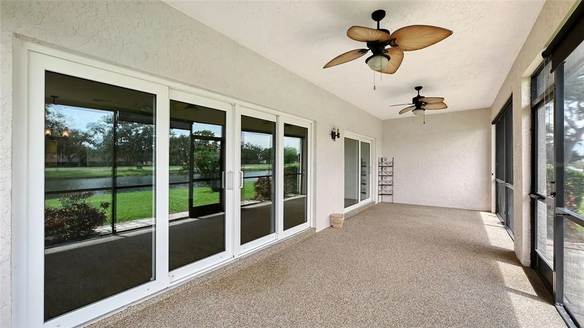 Property Slideshow image 13 of 63 | 7340 golf pointe cir, Sarasota, FL, 34243