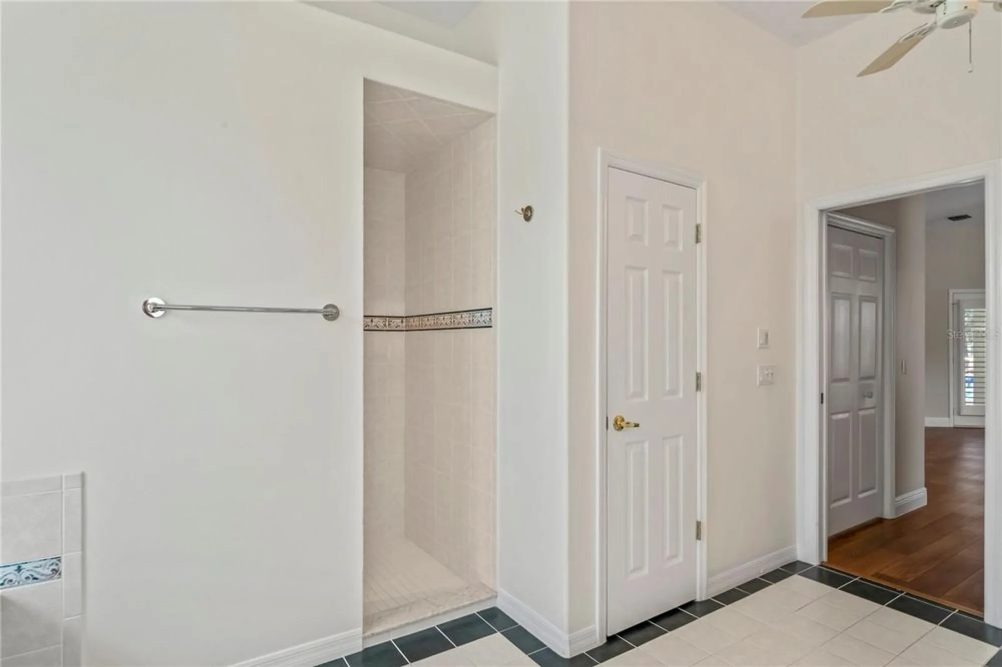 Property Slideshow image 36 of 97 | 9219 grand cypress dr, Weeki Wachee, FL, 34613