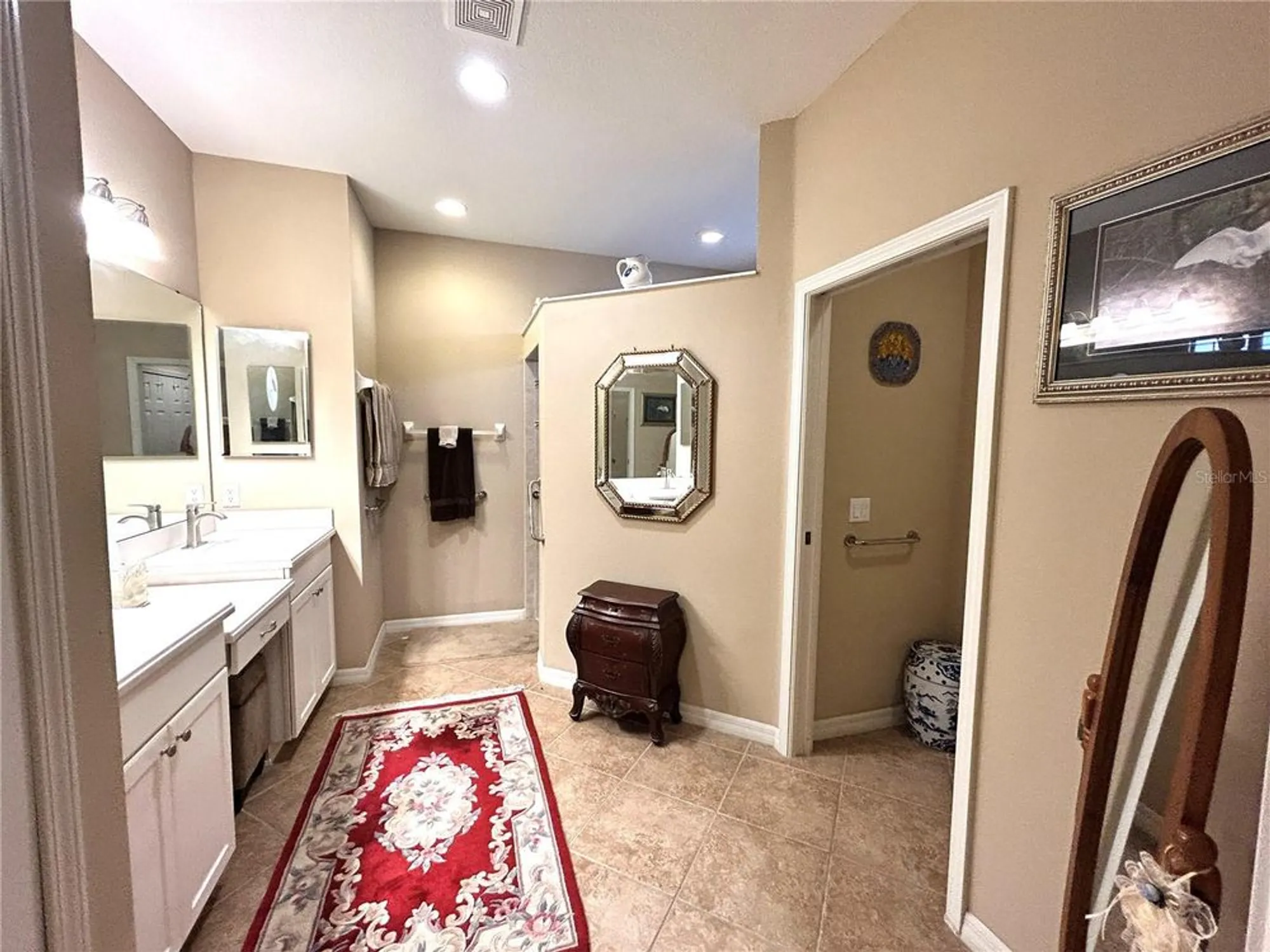 Property Slideshow image 14 of 22 | 116 silver falls dr, Apollo Beach, FL, 33572