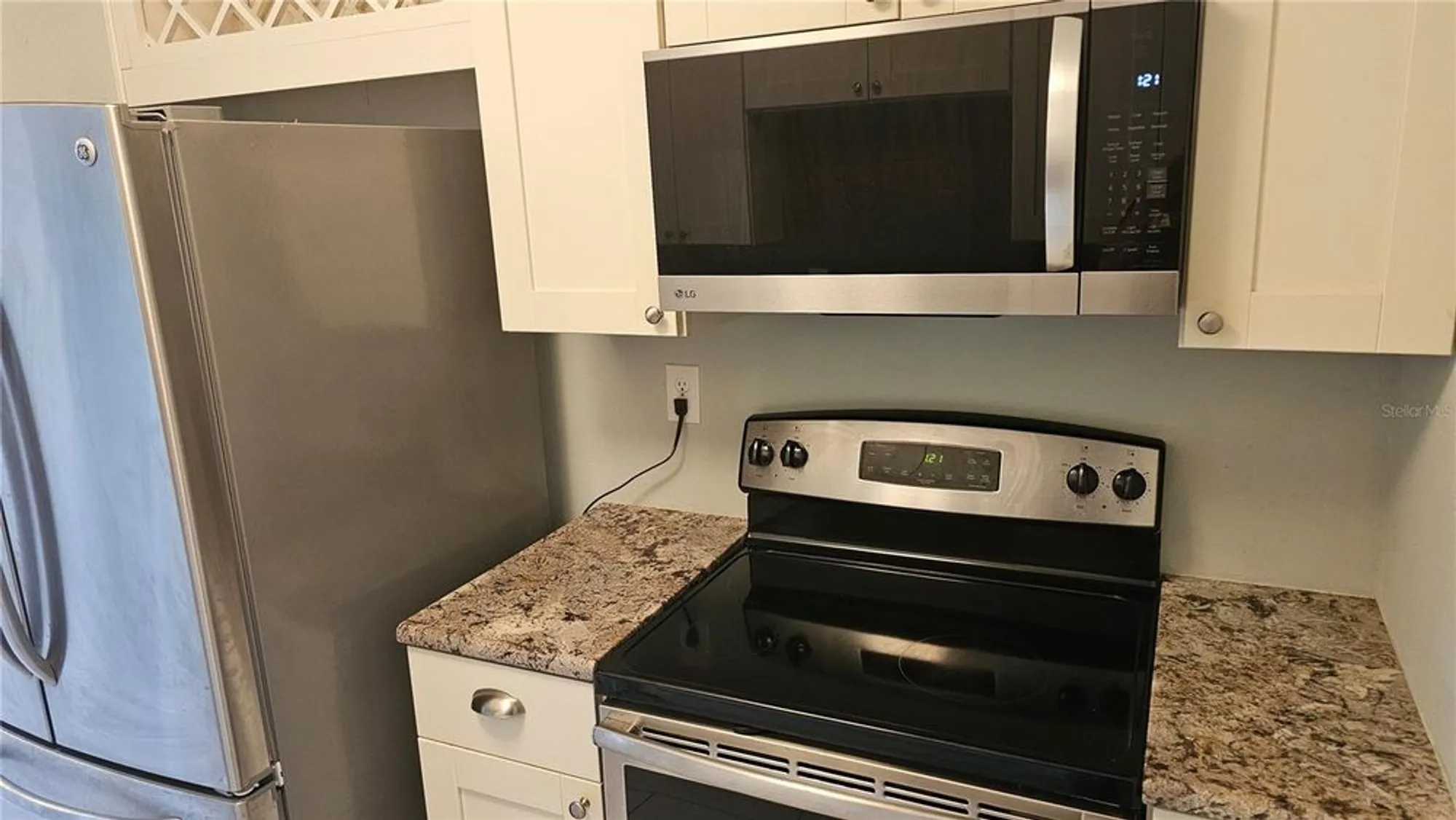 Property Slideshow image 8 of 19 | 1902 dandridge st apt 12, Sun City Center, FL, 33573