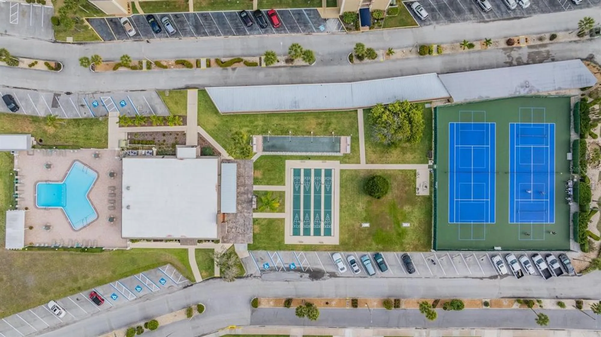 Property Slideshow image 24 of 27 | 127 boca ciega point blvd n, St Petersburg, FL, 33708