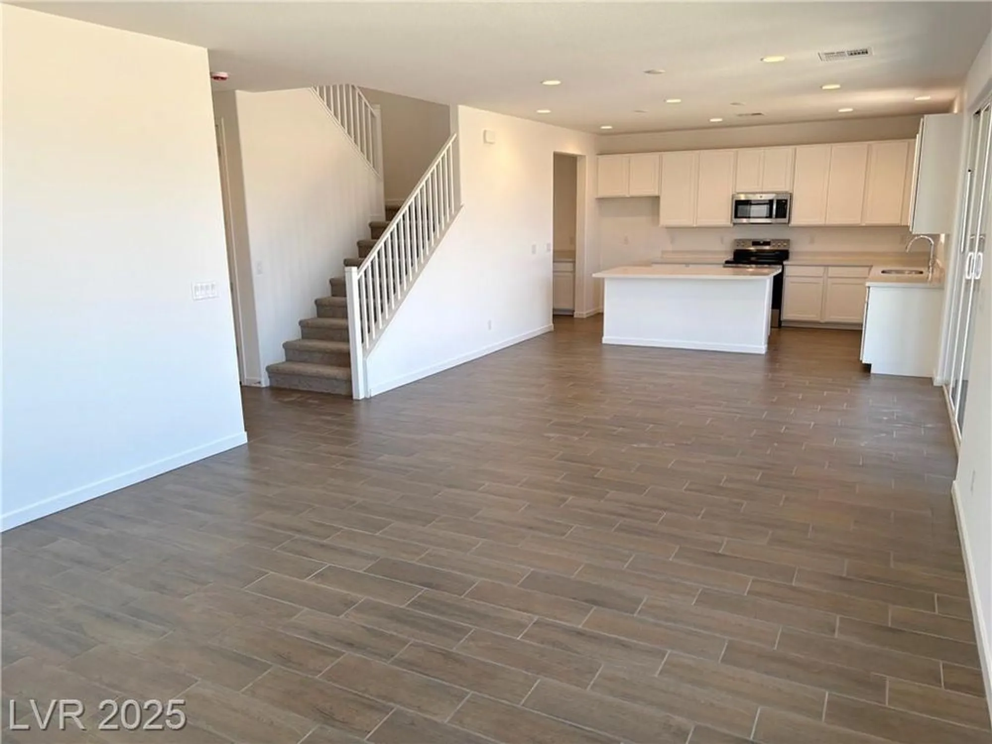 Property Slideshow image 10 of 30 | 5688 e badlands ln, Pahrump, NV, 89061