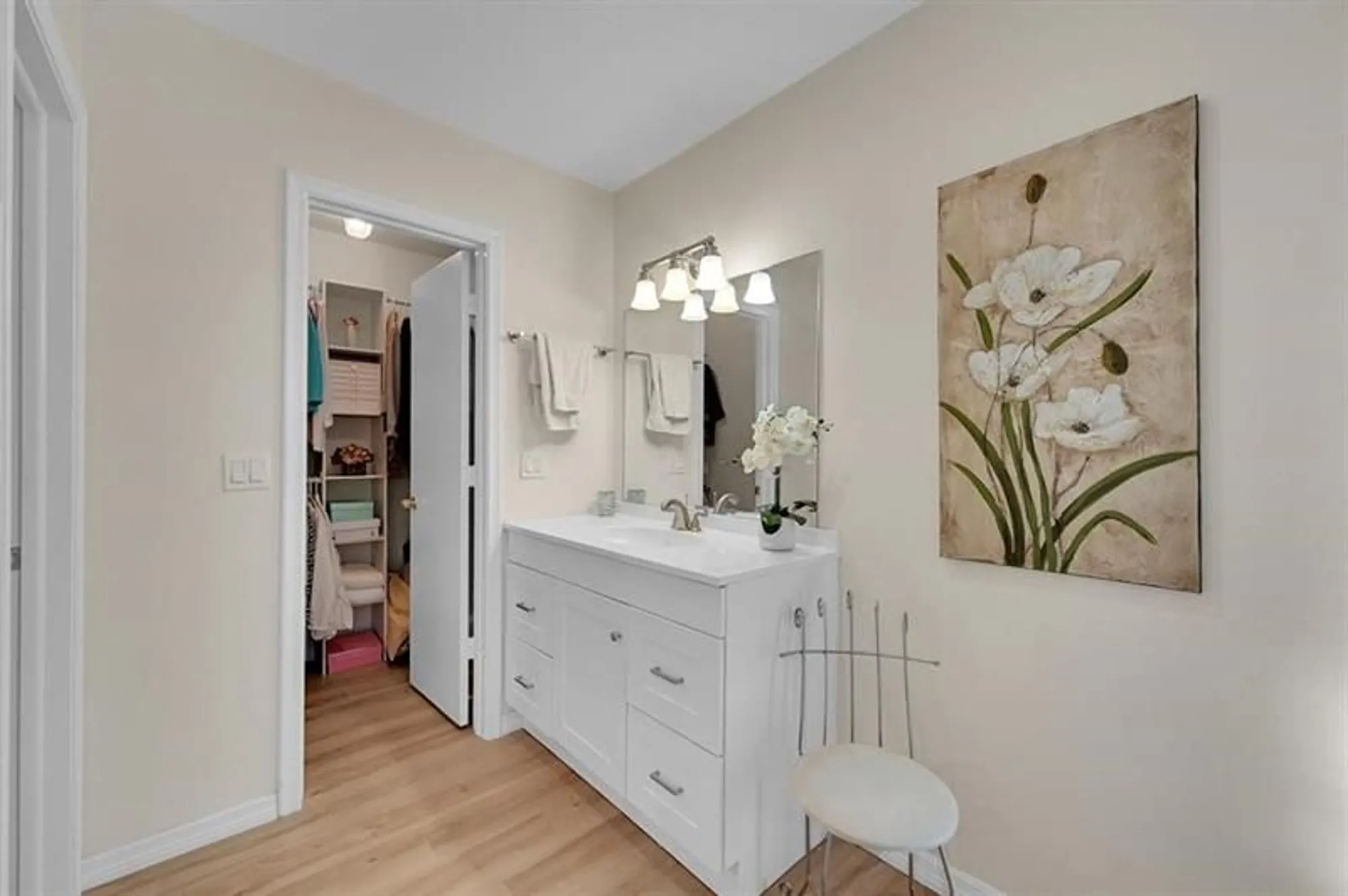 Property Slideshow image 19 of 32 | 1001 flame vine ave apt 201, Delray Beach, FL, 33445