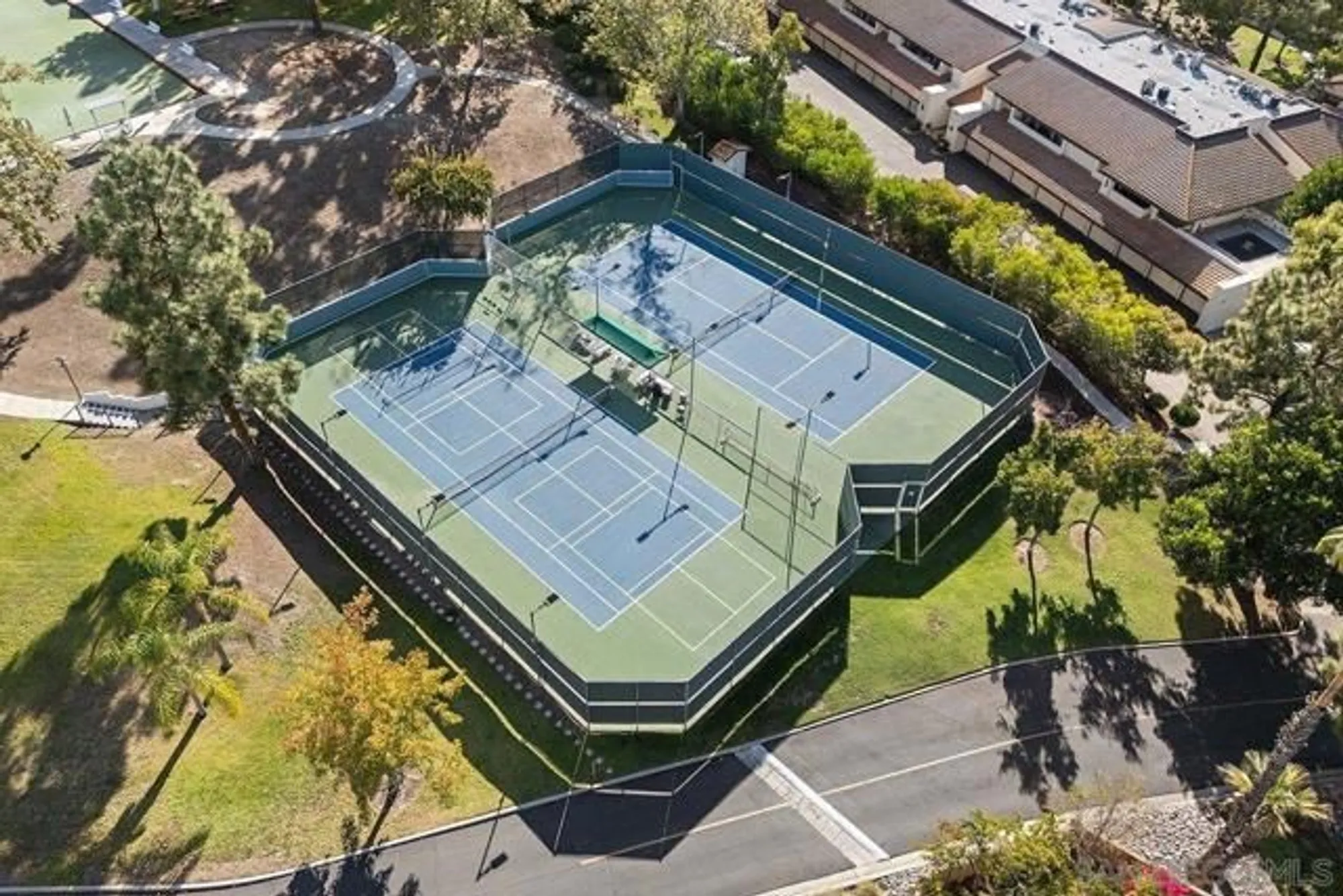 Property Slideshow image 52 of 75 | 17632 caminito hercuba, San Diego, CA, 92128