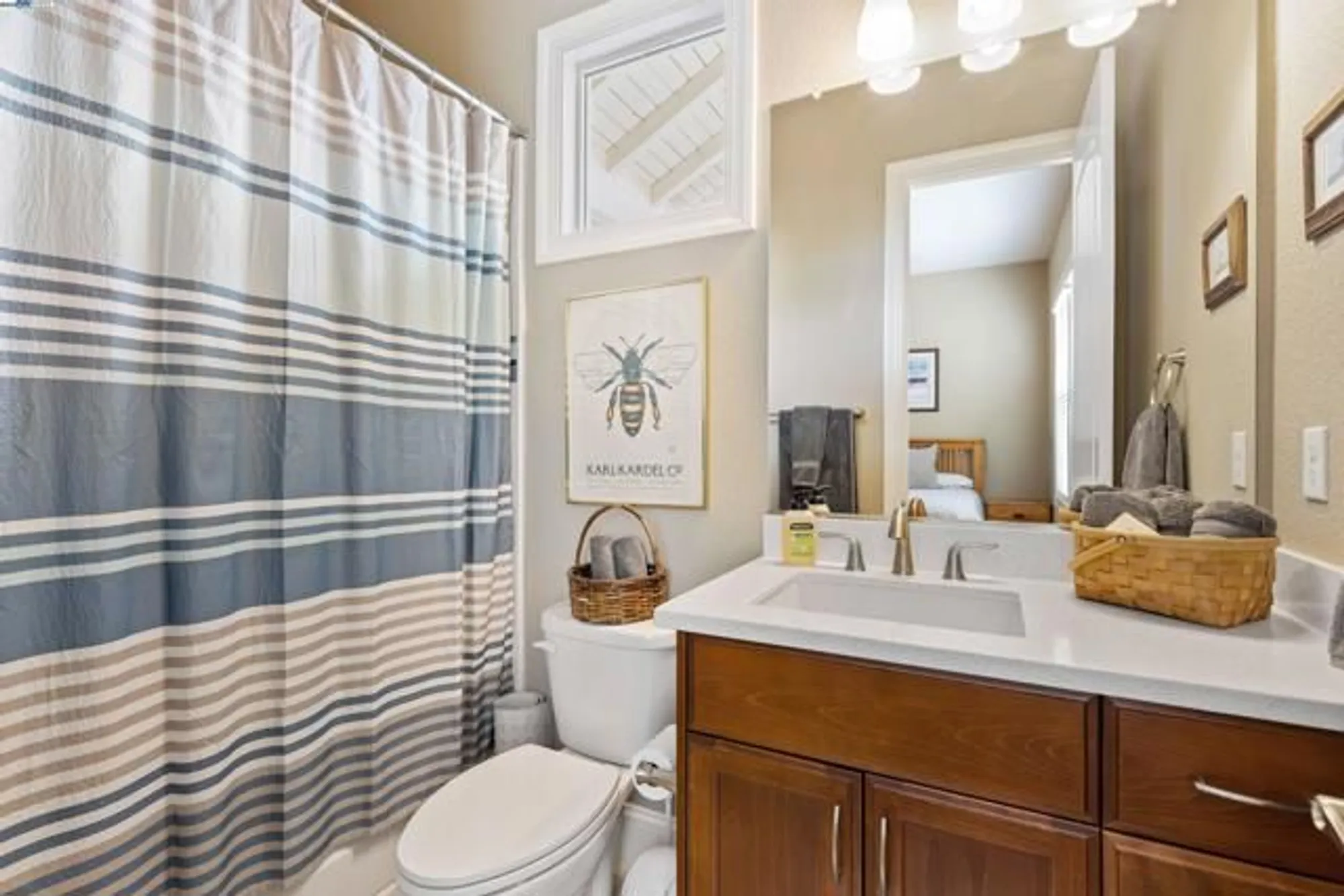 Property Slideshow image 23 of 58 | 2062 reserva ct, Brentwood, CA, 94513