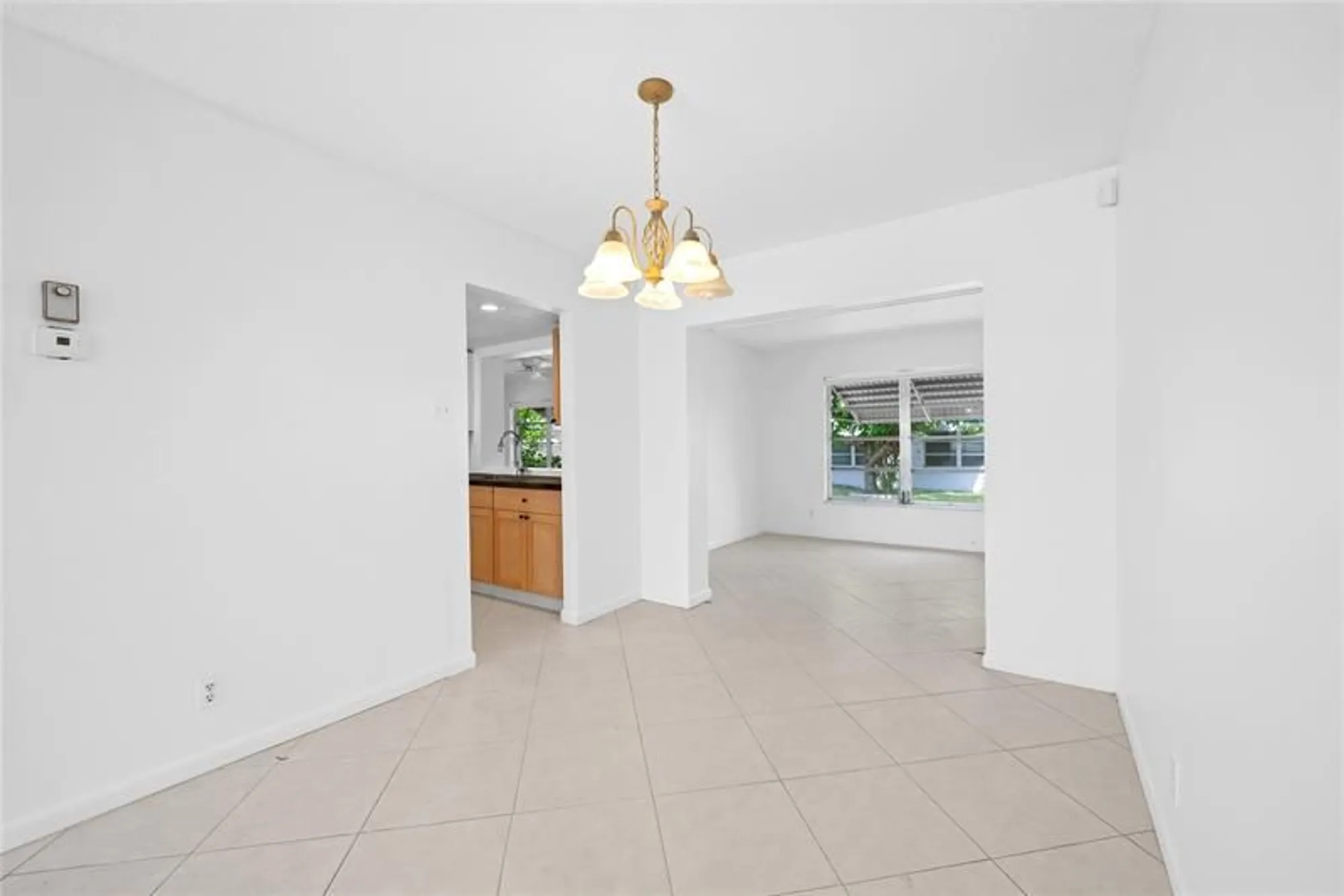 Property Slideshow image 17 of 28 | 7005 nw 11th st, Margate, FL, 33063