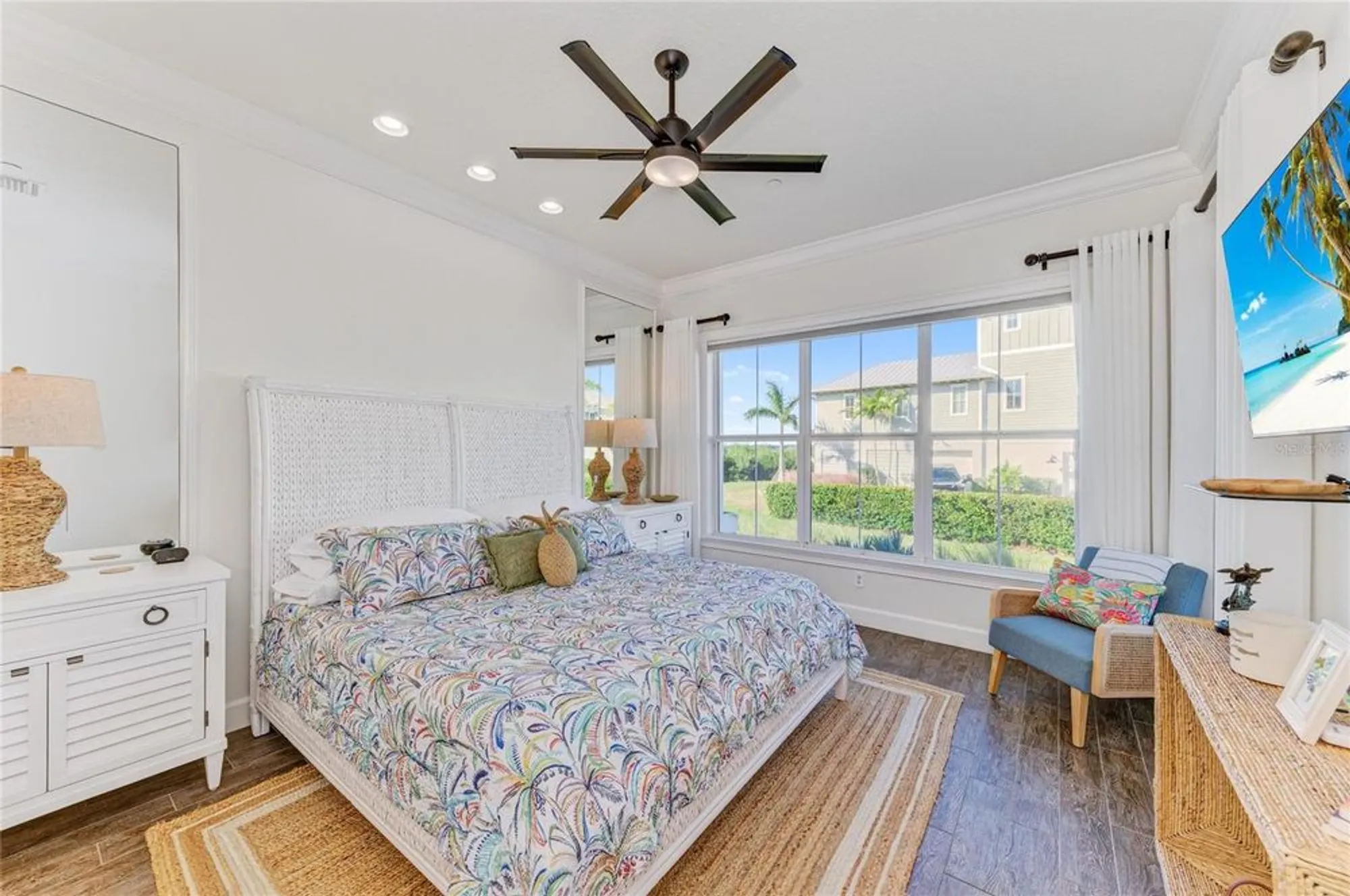 Property Slideshow image 24 of 98 | 334 castaway cay dr 101, Bradenton, FL, 34209