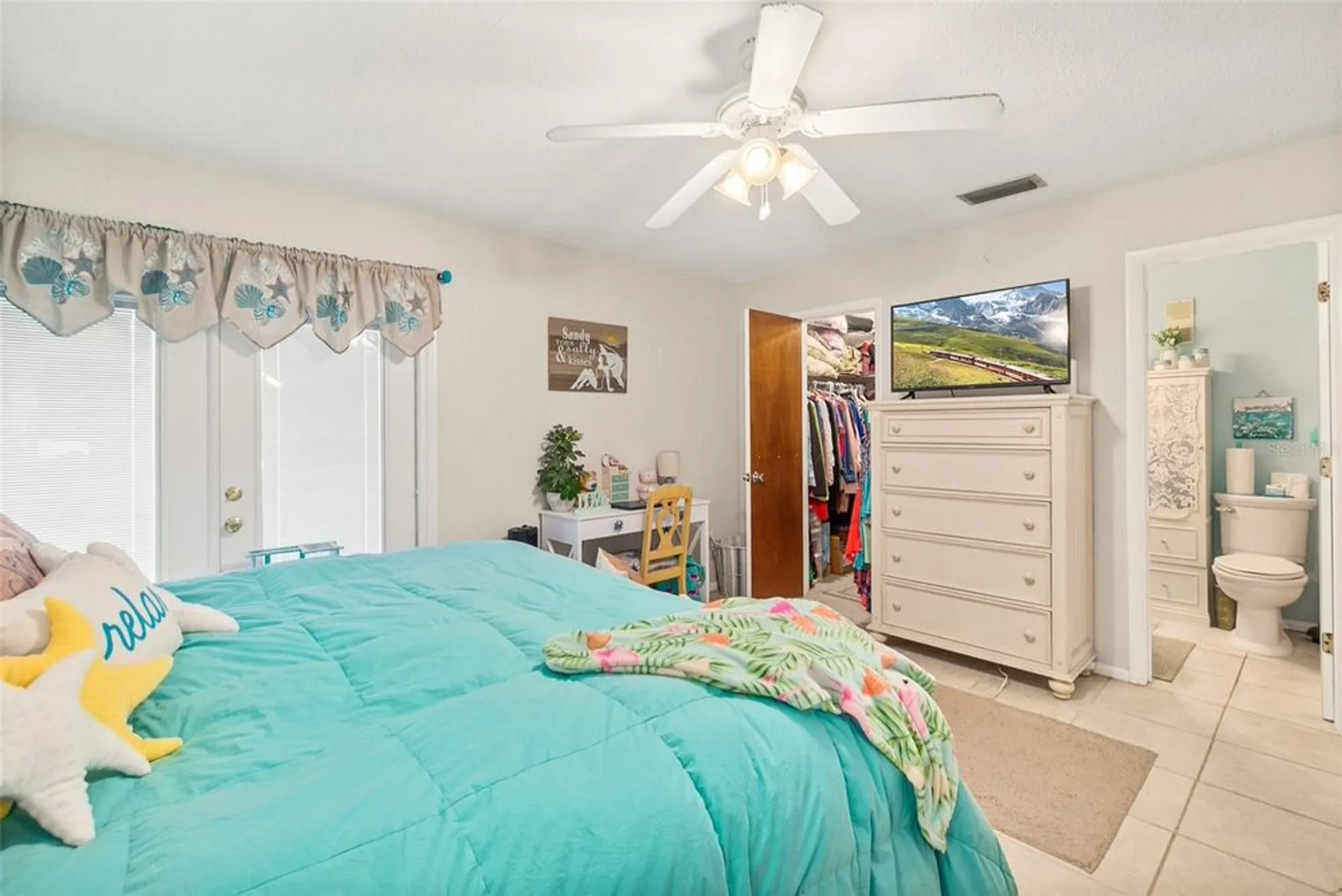 Property Slideshow image 15 of 38 | 127 cypress pond rd, Port Orange, FL, 32128