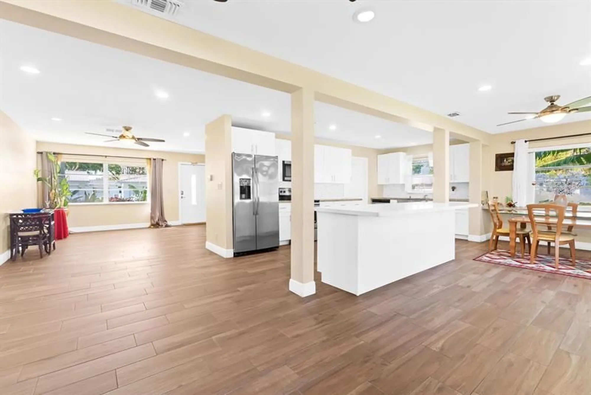 Property Slideshow image 8 of 34 | 8851 nw 15th st, Plantation, FL, 33322