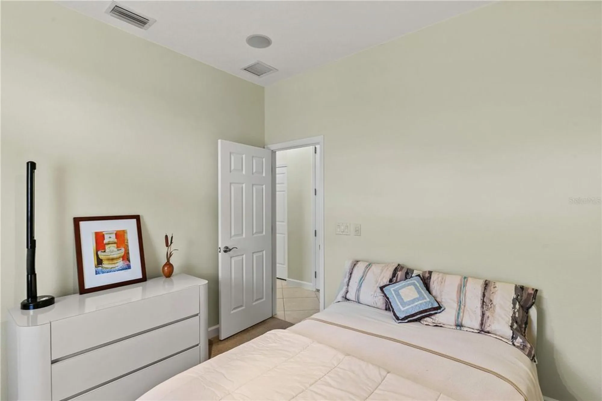 Property Slideshow image 23 of 45 | 3257 baltic sea blvd, Tavares, FL, 32778