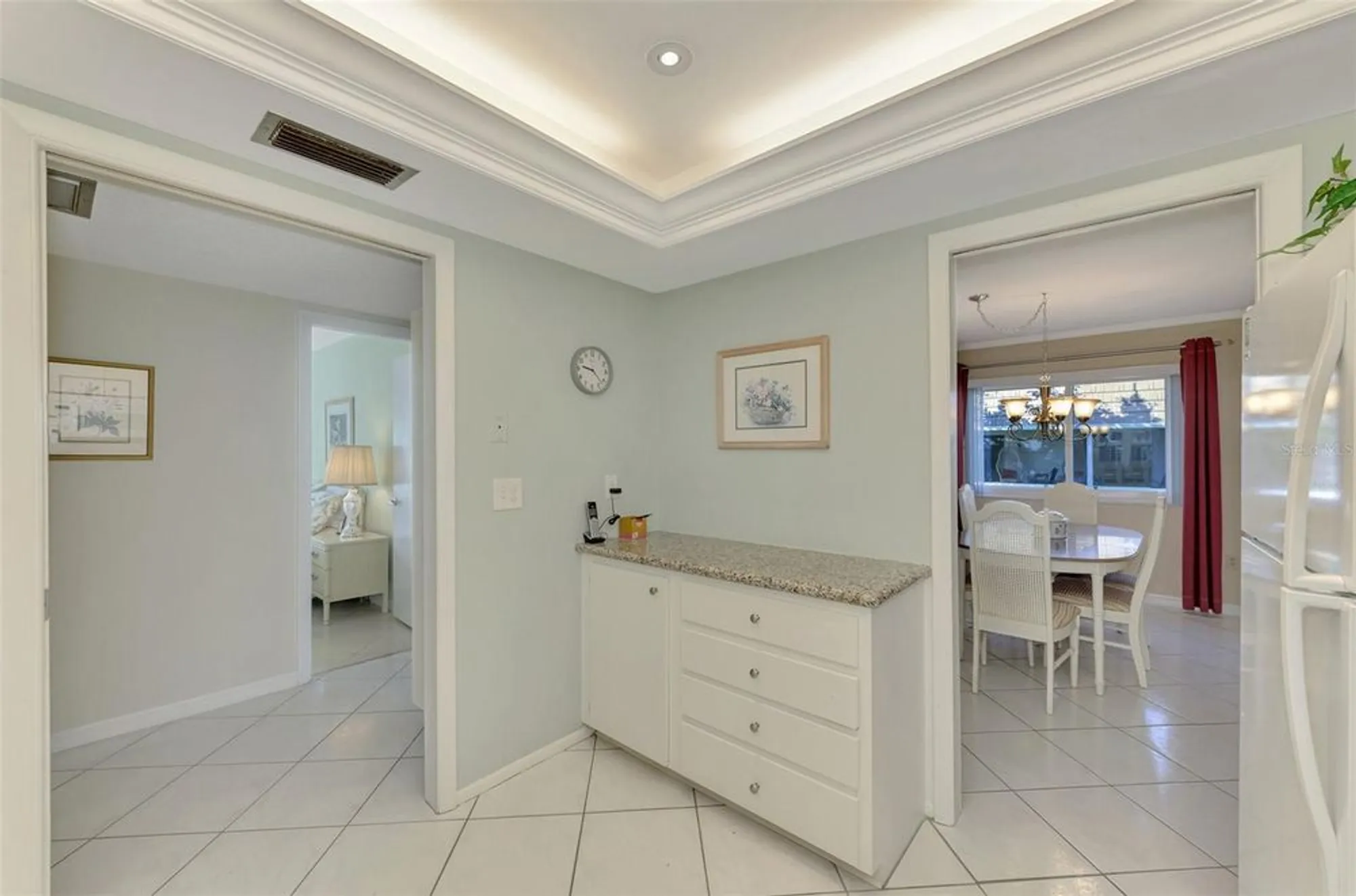 Property Slideshow image 19 of 47 | 2505 riverbluff pkwy # v196, Sarasota, FL, 34231