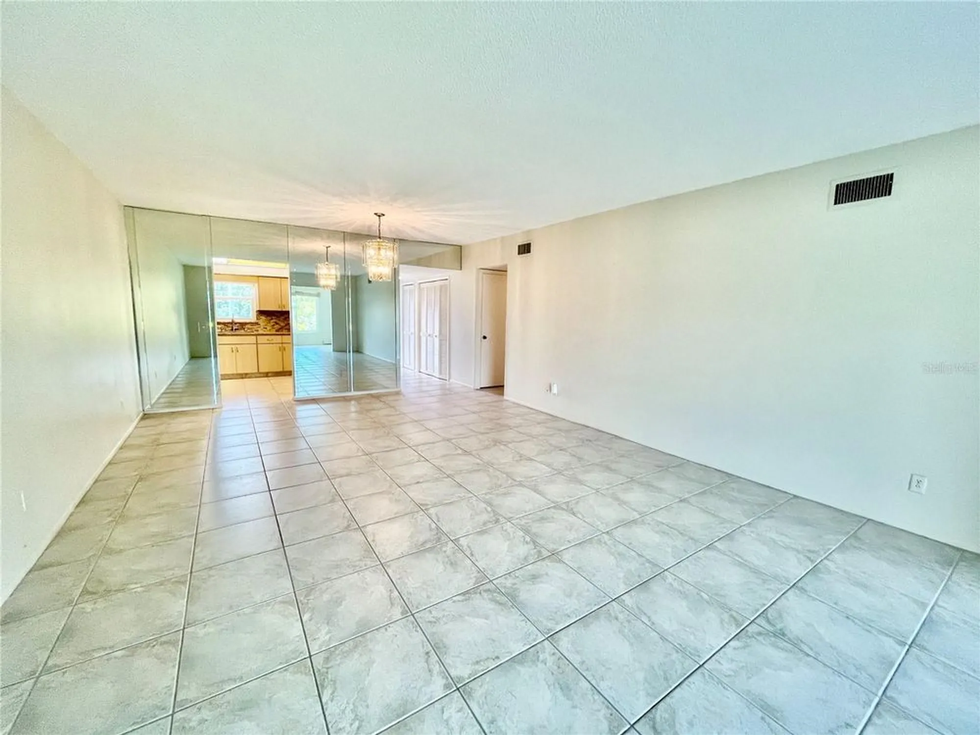 Property Slideshow image 17 of 50 | 2341 haitian dr 49, Clearwater, FL, 33763