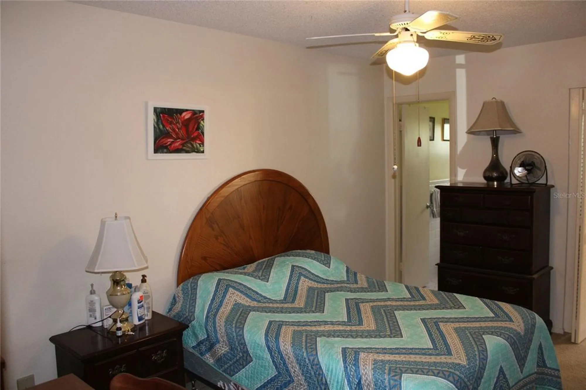 Property Slideshow image 24 of 39 | 2360 irish ln 16, Clearwater, FL, 33763