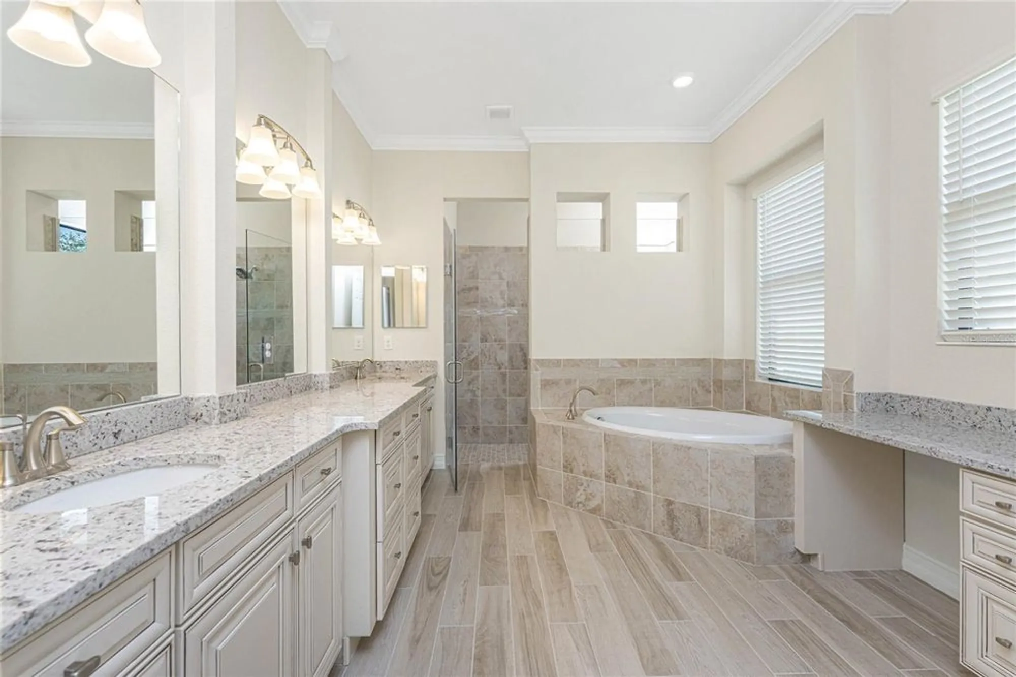 Property Slideshow image 23 of 94 | 10817 whisk fern dr, Venice, FL, 34293