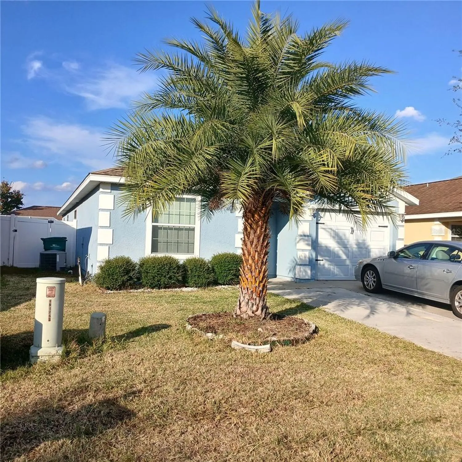 Property Slideshow image 3 of 55 | 4896 ne 123rd ln, Oxford, FL, 34484