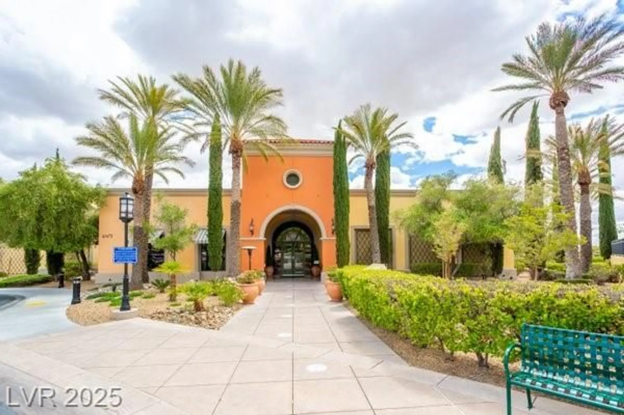 Property Slideshow image 66 of 72 | 4719 riva de romanza st, Las Vegas, NV, 89135