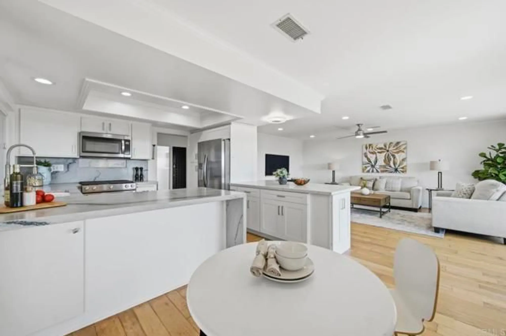 Property Slideshow image 10 of 39 | 3890 vista campana 39, Oceanside, CA, 92057