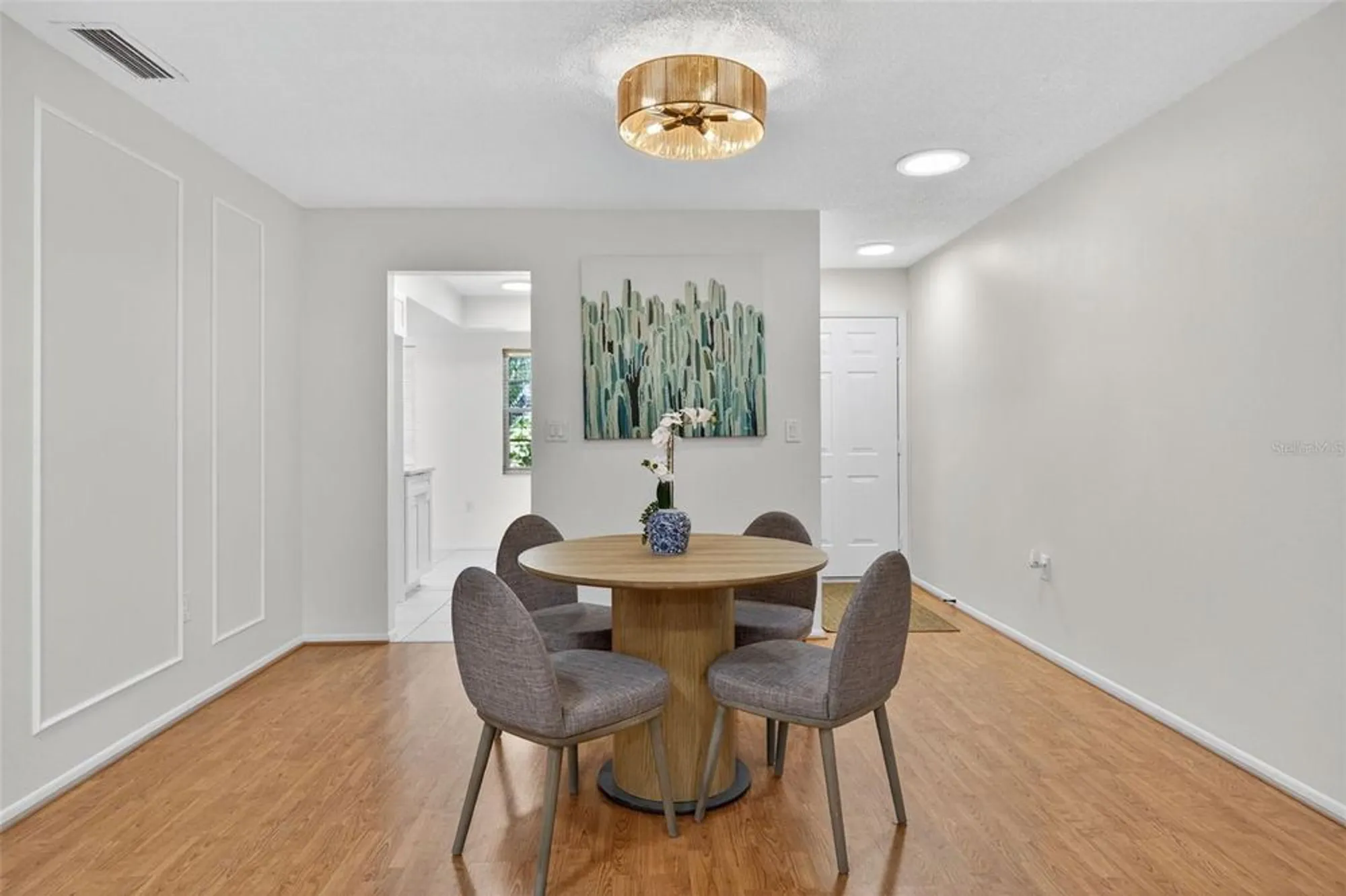 Property Slideshow image 8 of 42 | 1214 tallywood dr 7020, Sarasota, FL, 34237