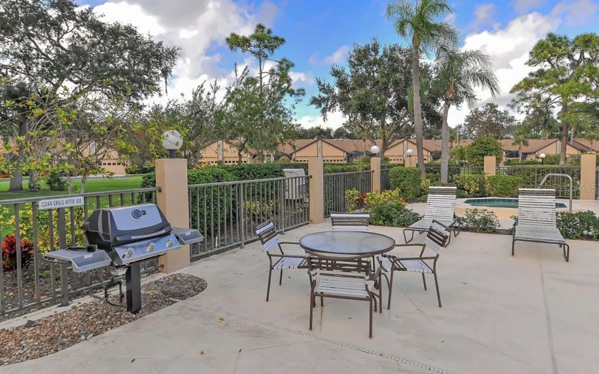 Property Slideshow image 23 of 30 | 5767 avista dr # 5767, Sarasota, FL, 34243
