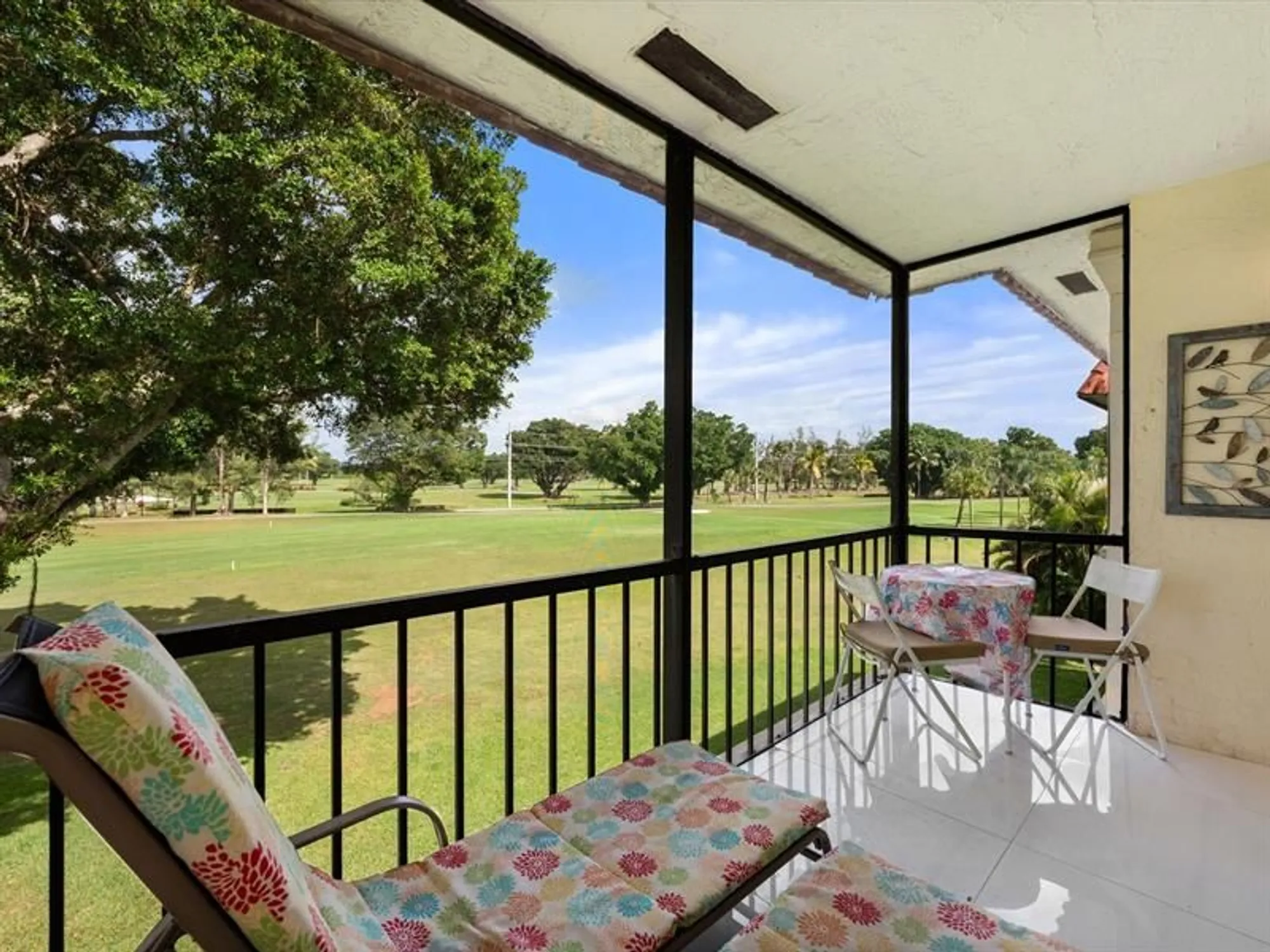 Property Slideshow image 1 of 44 | 9300 n hollybrook lake dr 303, Pembroke Pines, FL, 33025