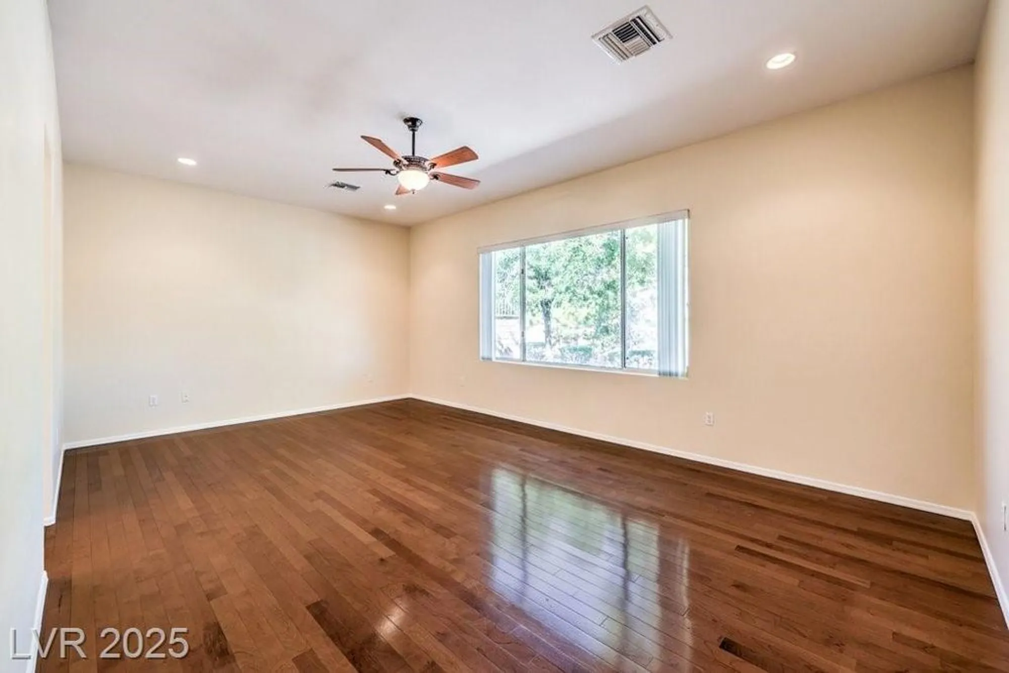 Property Slideshow image 18 of 39 | 11008 summers end ave, Las Vegas, NV, 89134