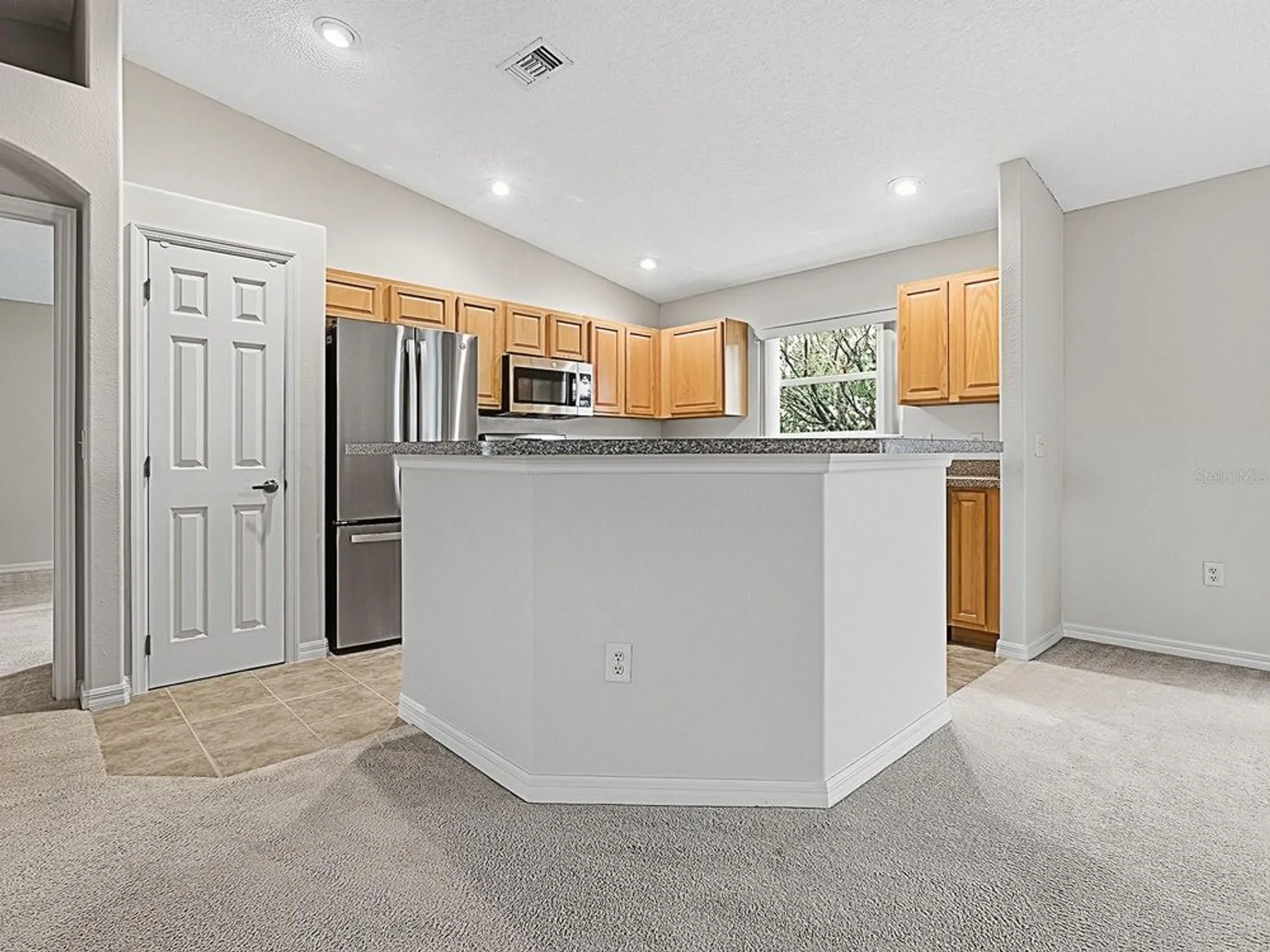 Property Slideshow image 18 of 41 | 231 bentwood dr, Leesburg, FL, 34748