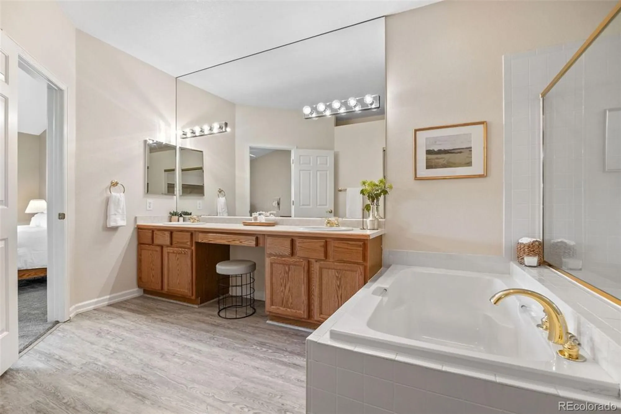Property Slideshow image 19 of 48 | 2730 w riverwalk cir a, Littleton, CO, 80123