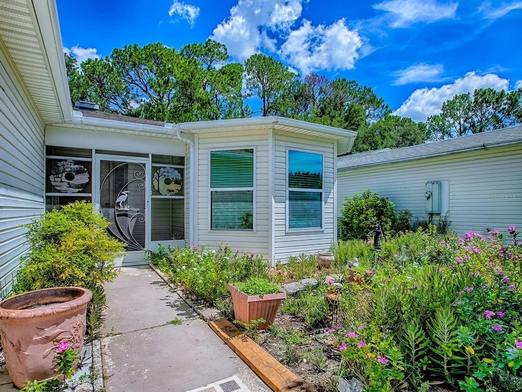 Property Slideshow image 2 of 38 | 409 westwood dr, Leesburg, FL, 34748