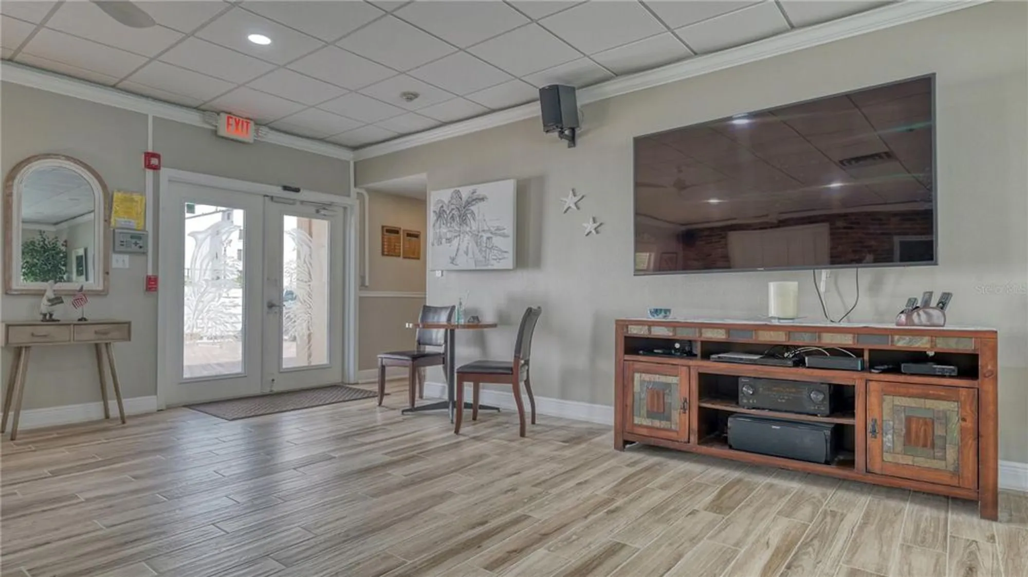 Property Slideshow image 50 of 62 | 1250 n portofino dr apt 208, Sarasota, FL, 34242