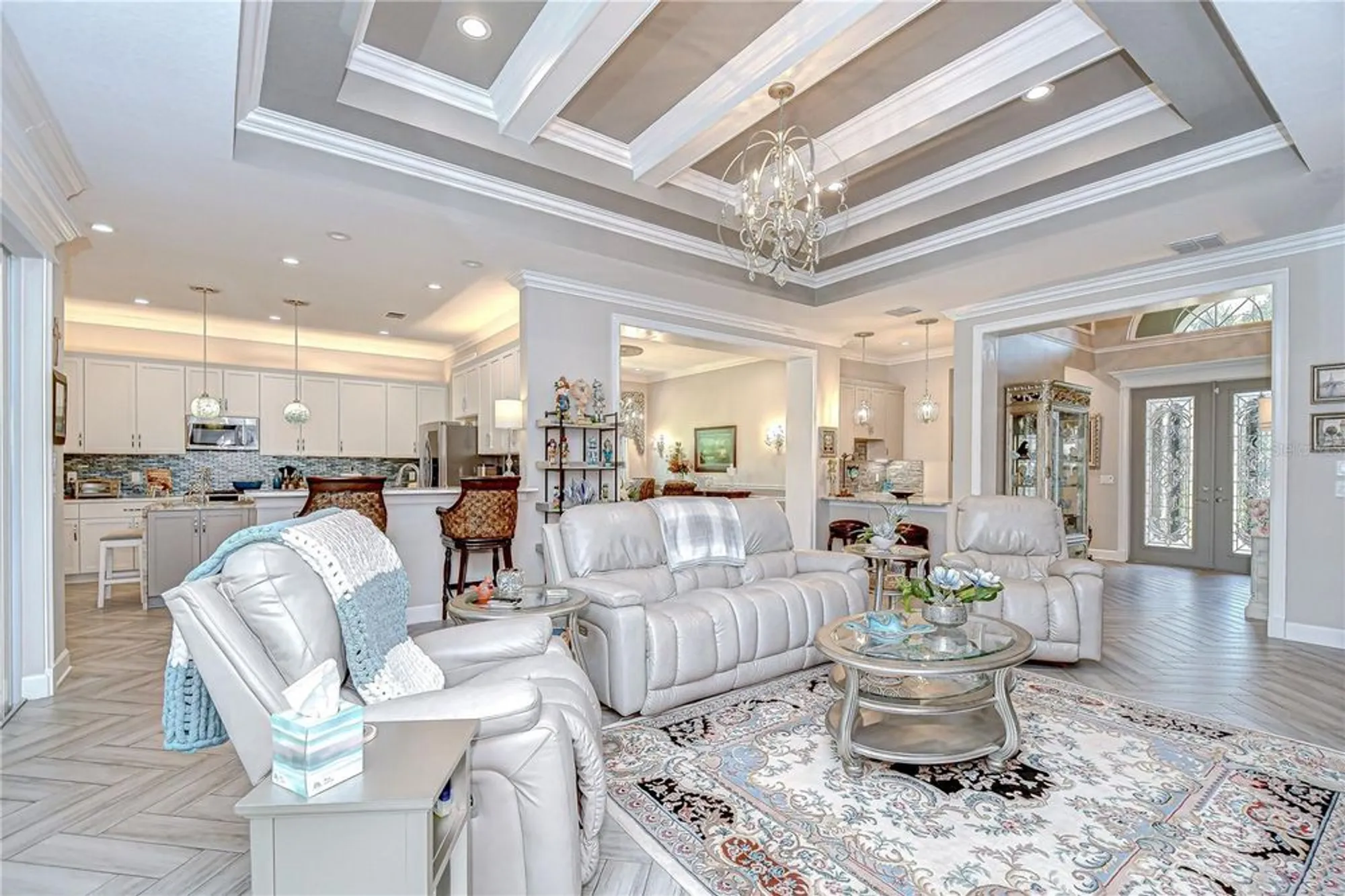 Property Slideshow image 11 of 52 | 15303 valencia del sol st, Wimauma, FL, 33598