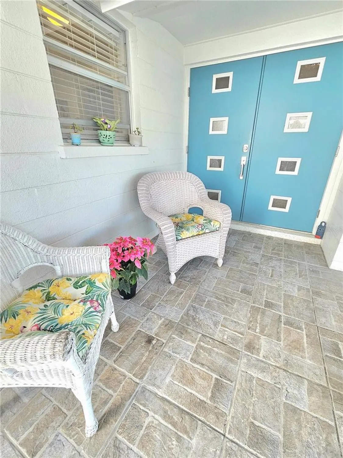 Property Slideshow image 3 of 38 | 1751 caribbean cir 30, Venice, FL, 34293