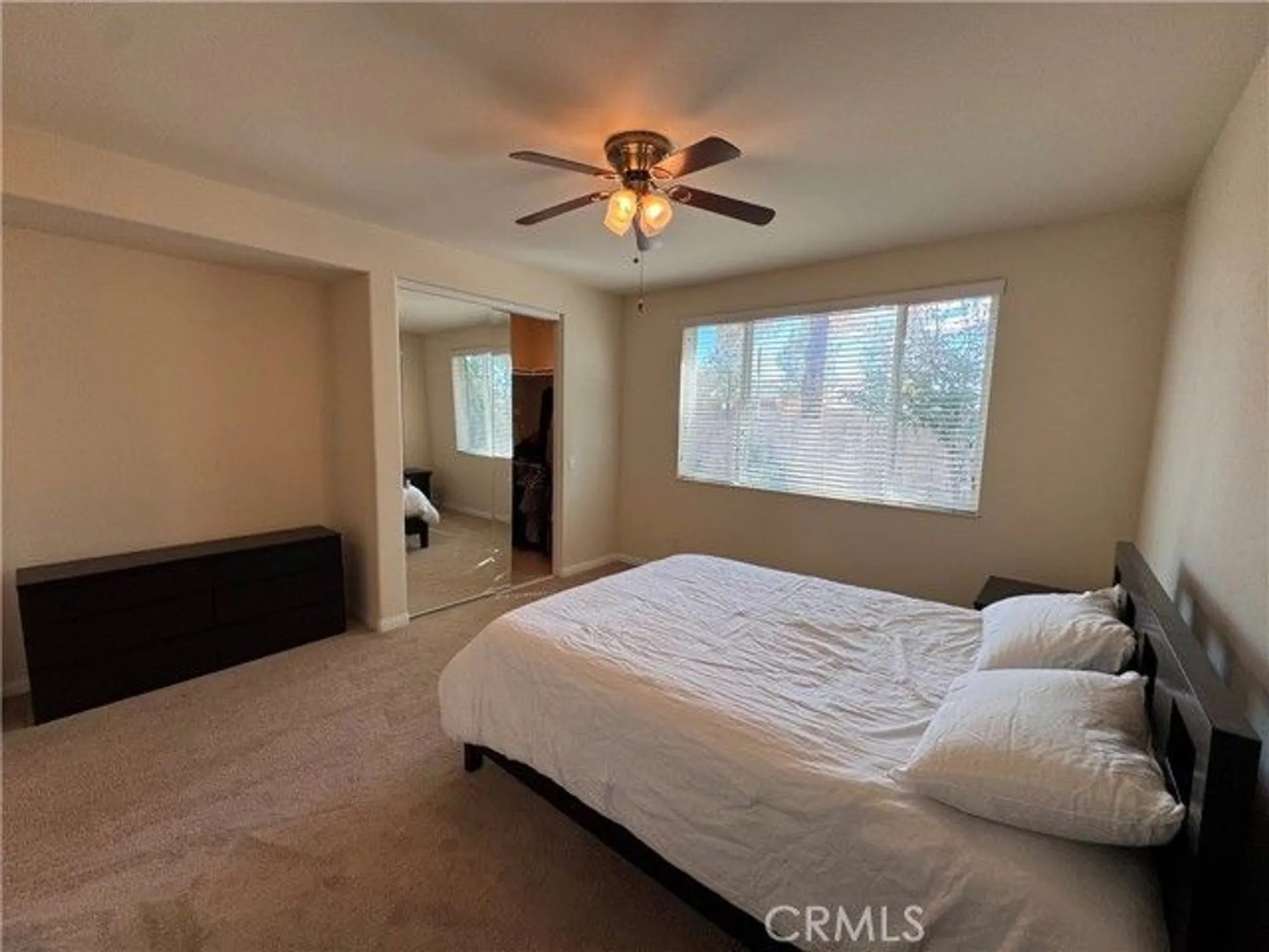 Property Slideshow image 16 of 24 | 11115 sun river ct, Apple Valley, CA, 92308
