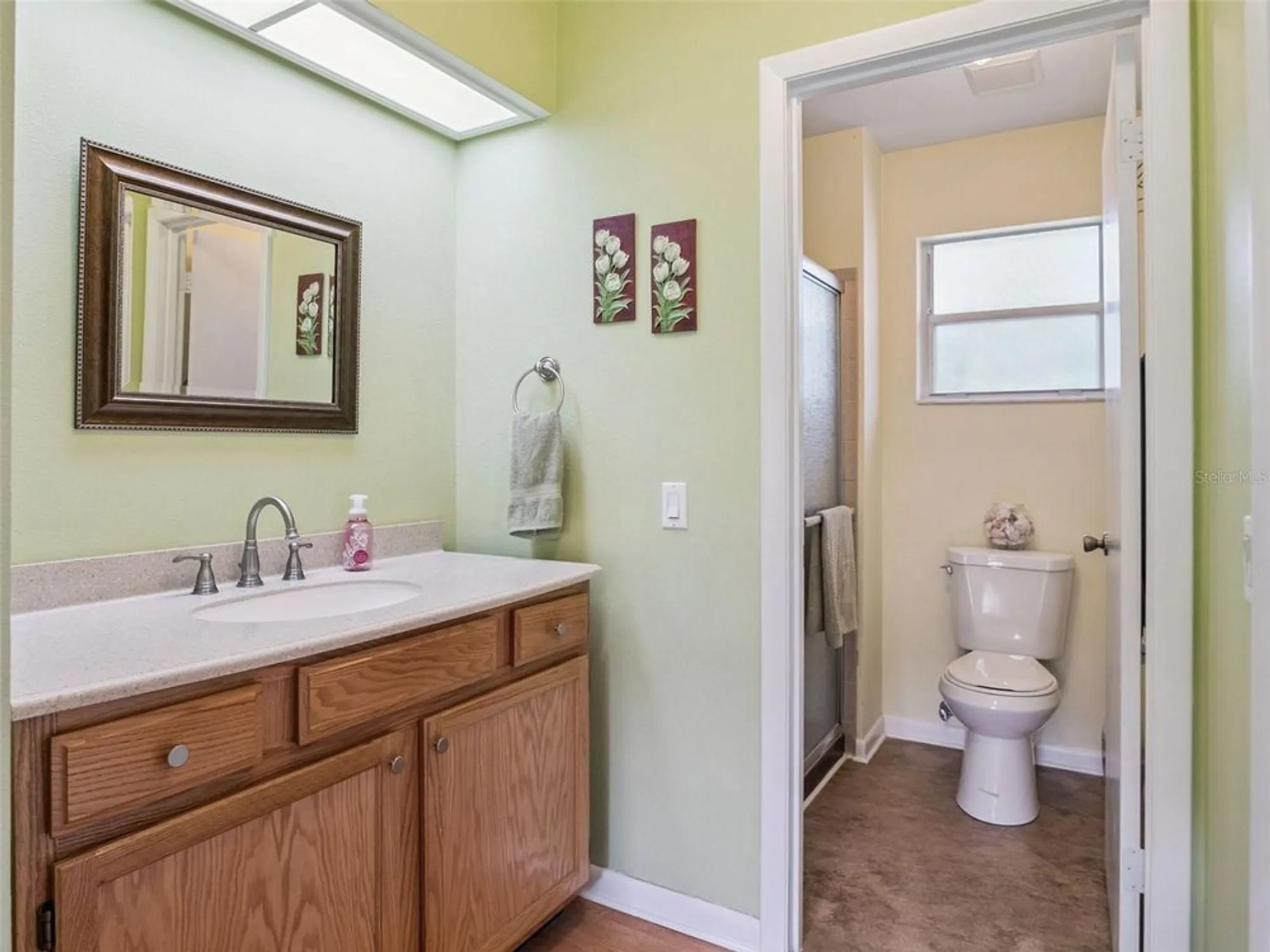 Property Slideshow image 19 of 81 | 26104 newcombe cir, Leesburg, FL, 34748
