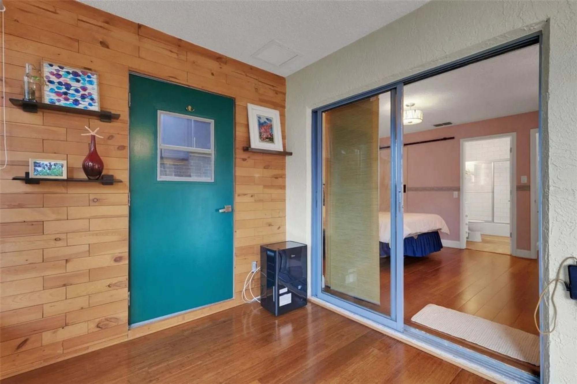 Property Slideshow image 23 of 91 | 1065 tartan dr c, Palm Harbor, FL, 34684