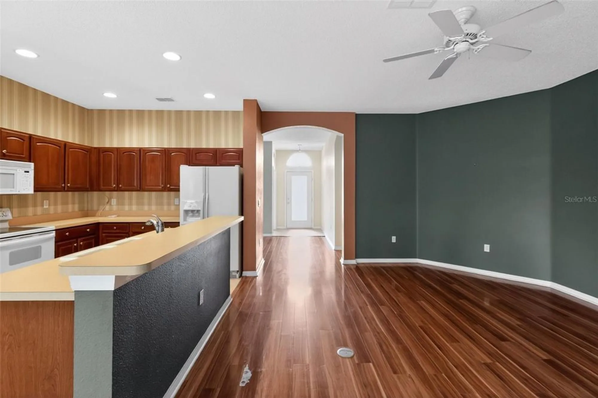 Property Slideshow image 11 of 25 | 2453 pleasant hill ln, Holiday, FL, 34691